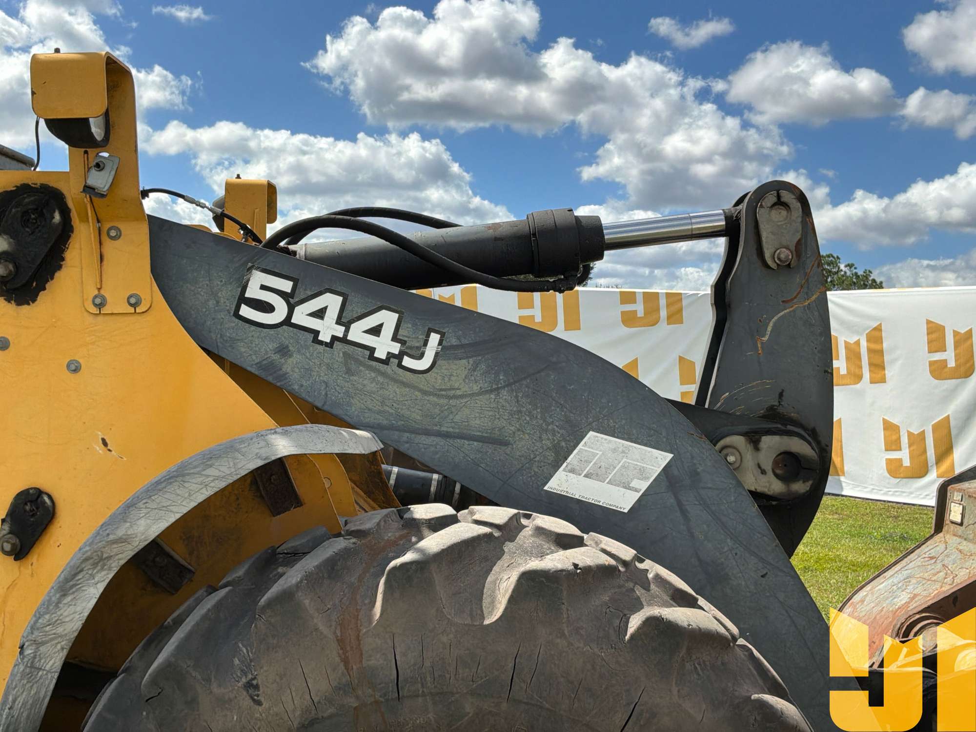 2005 John Deere 544J