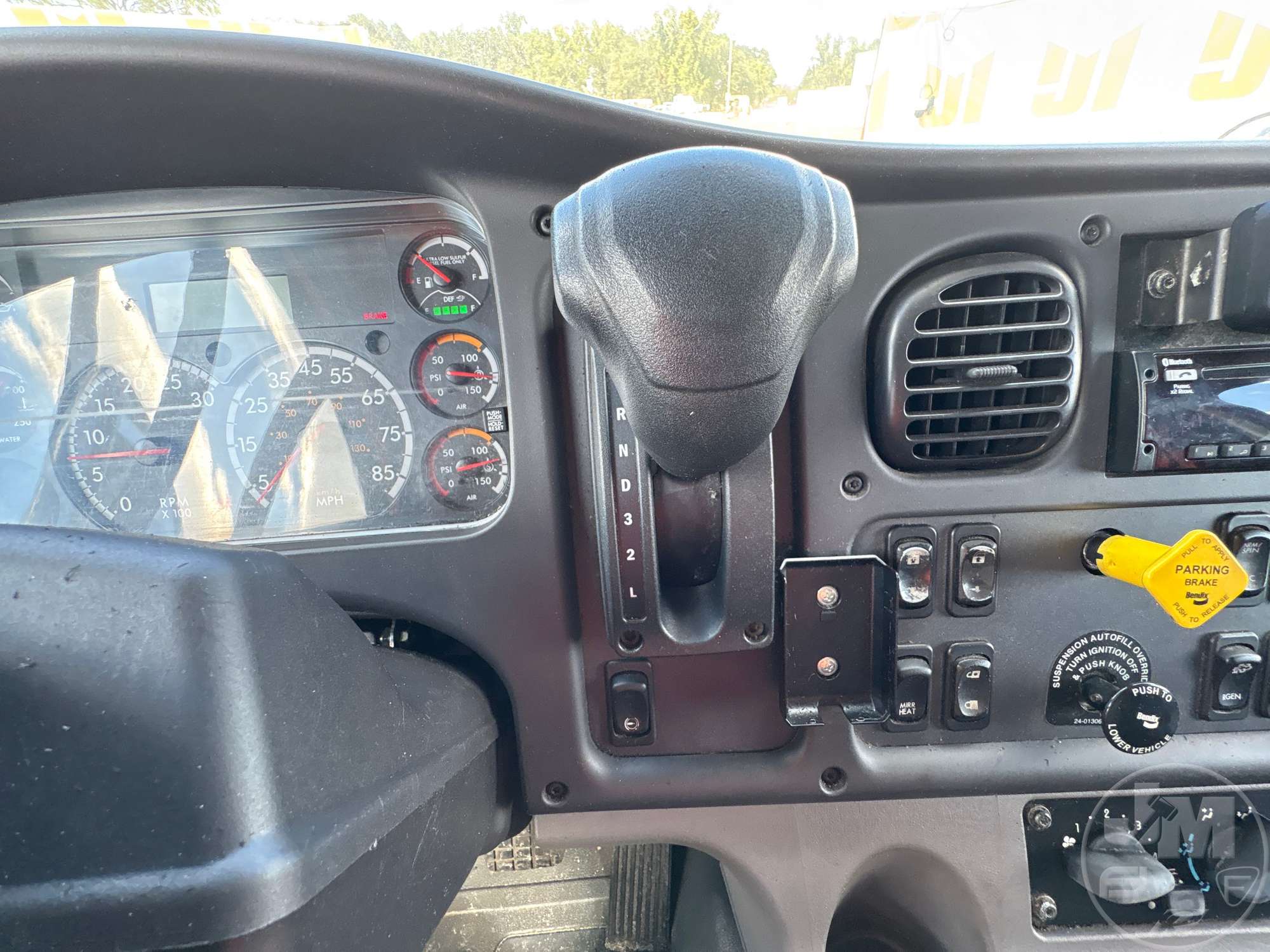 2020 Freightliner M2