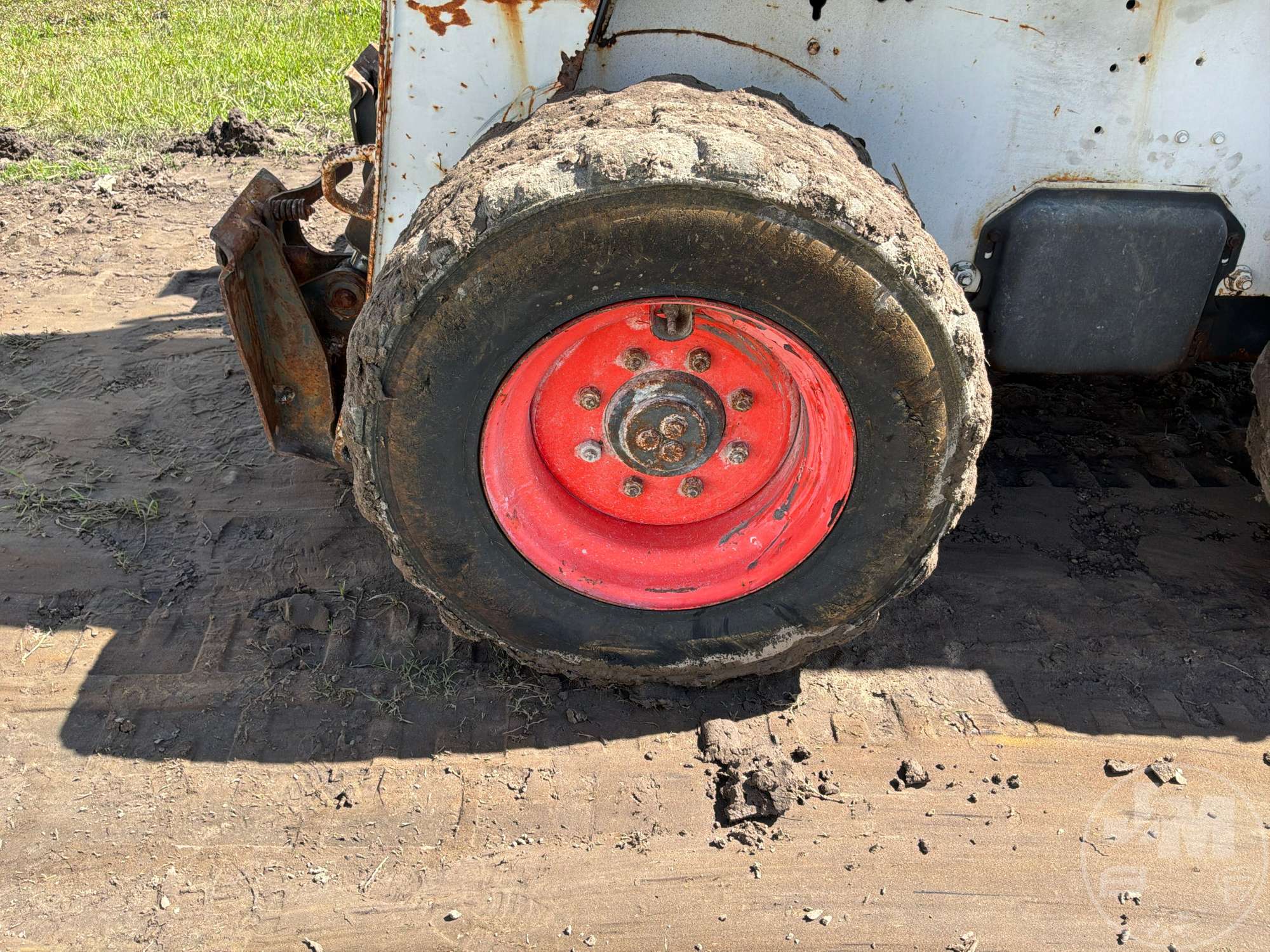 2004 Bobcat S220