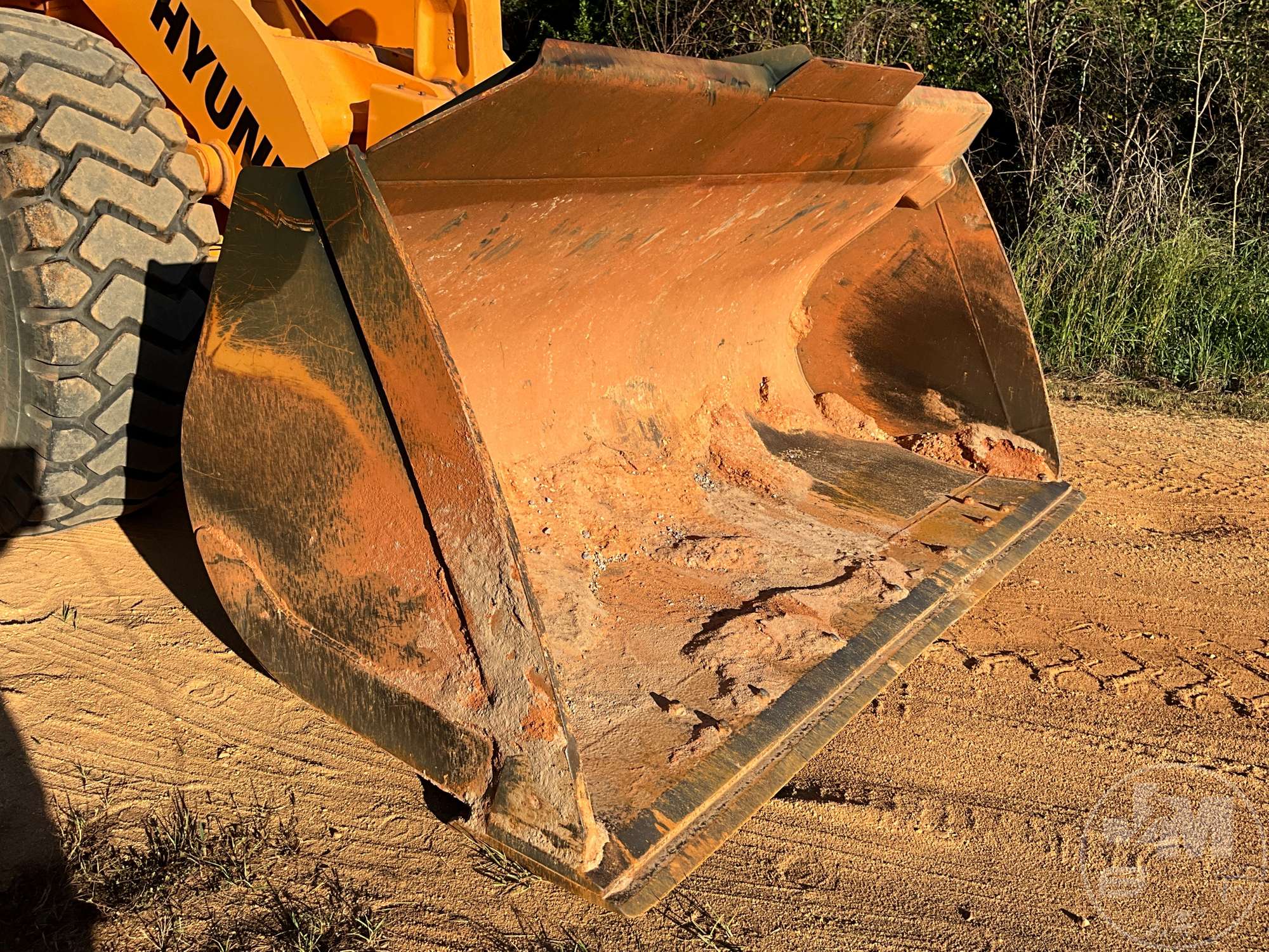 2019 Hyundai HL960