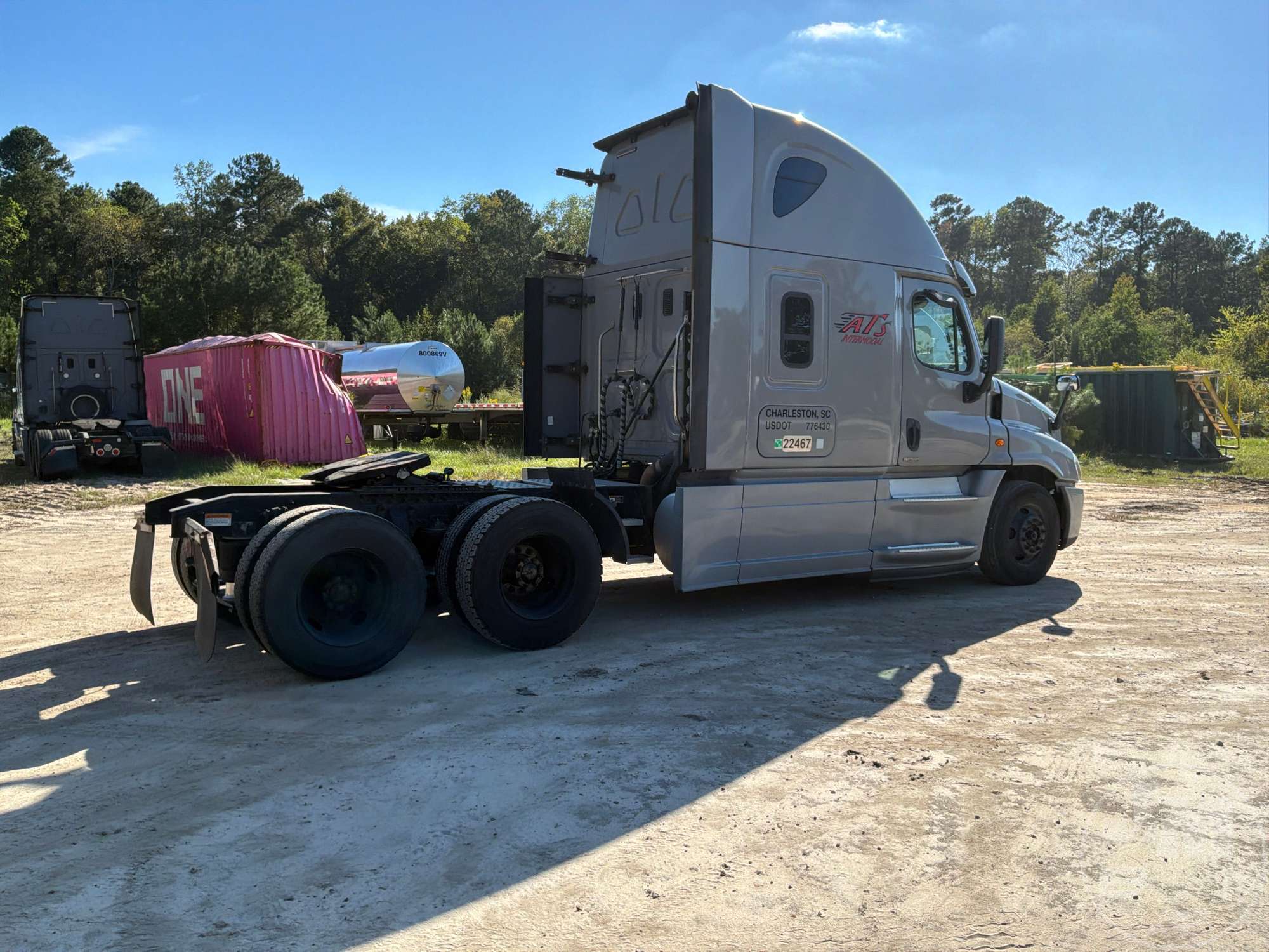 2015 Freightliner CASCADIA