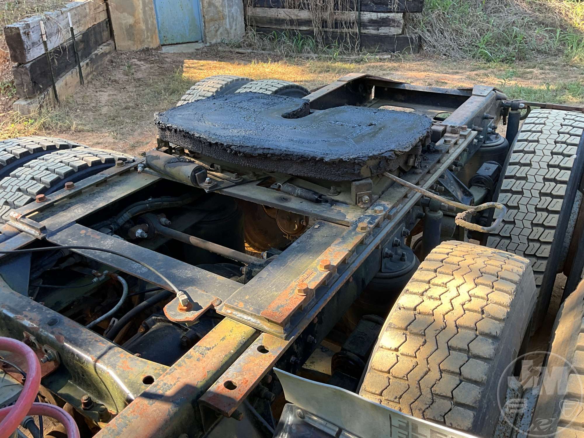 2000 Mack CH 613