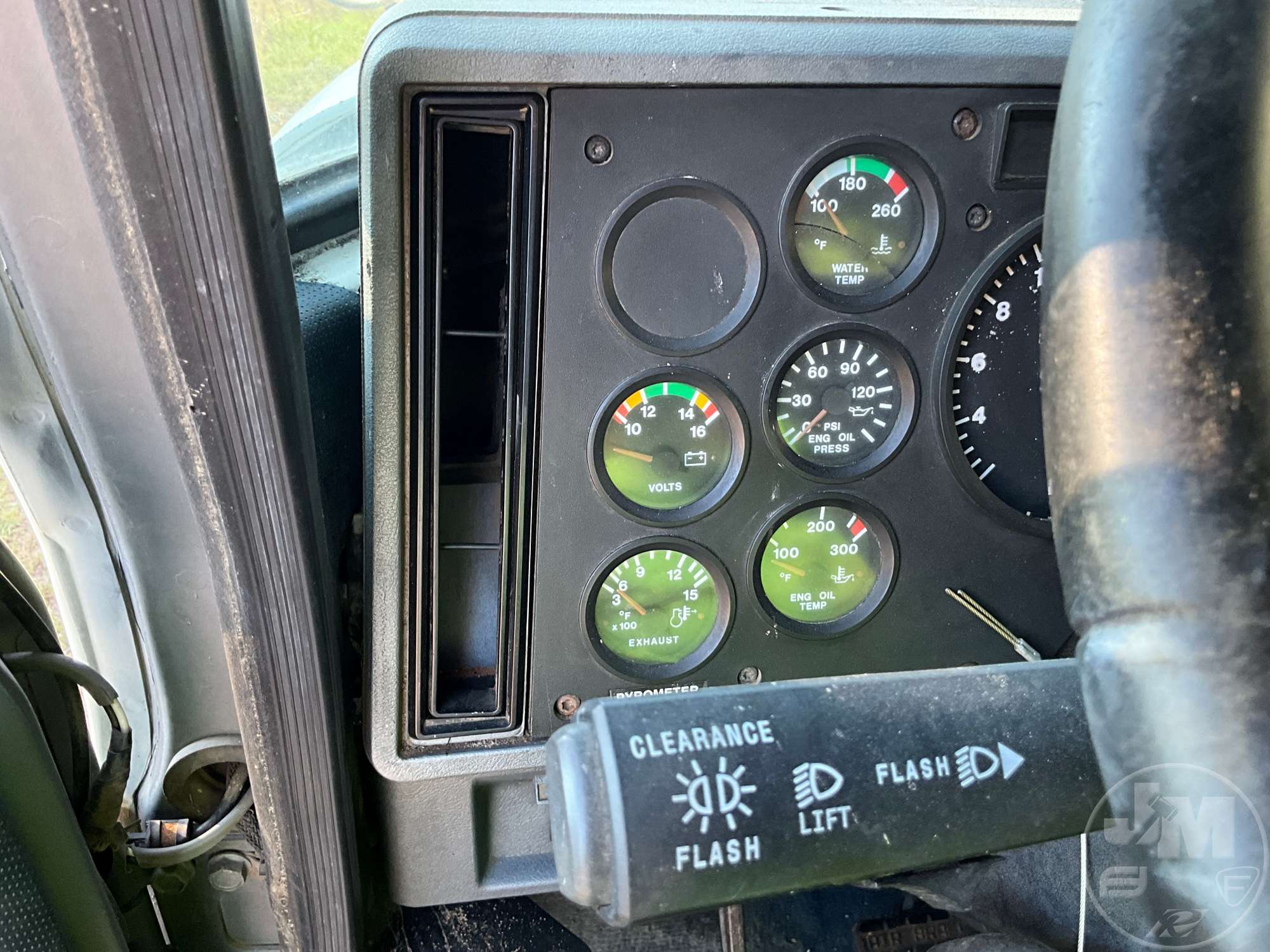 2000 Mack CH613