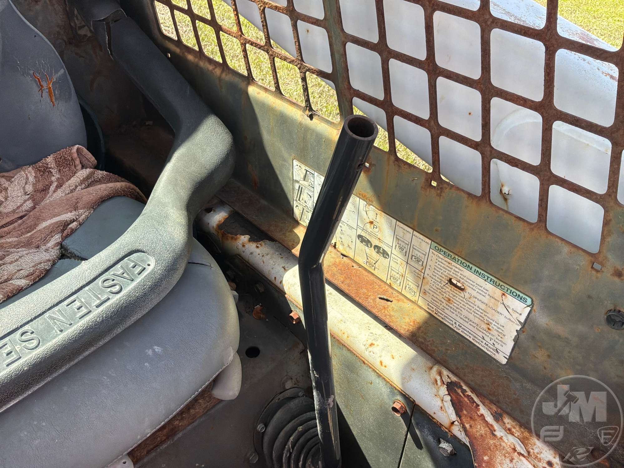 2004 Bobcat S220
