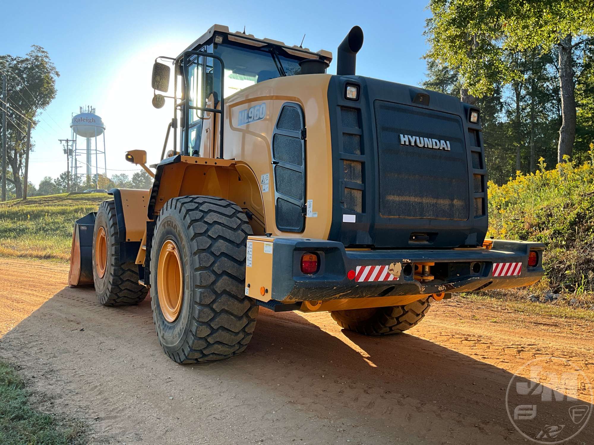 2019 Hyundai HL960