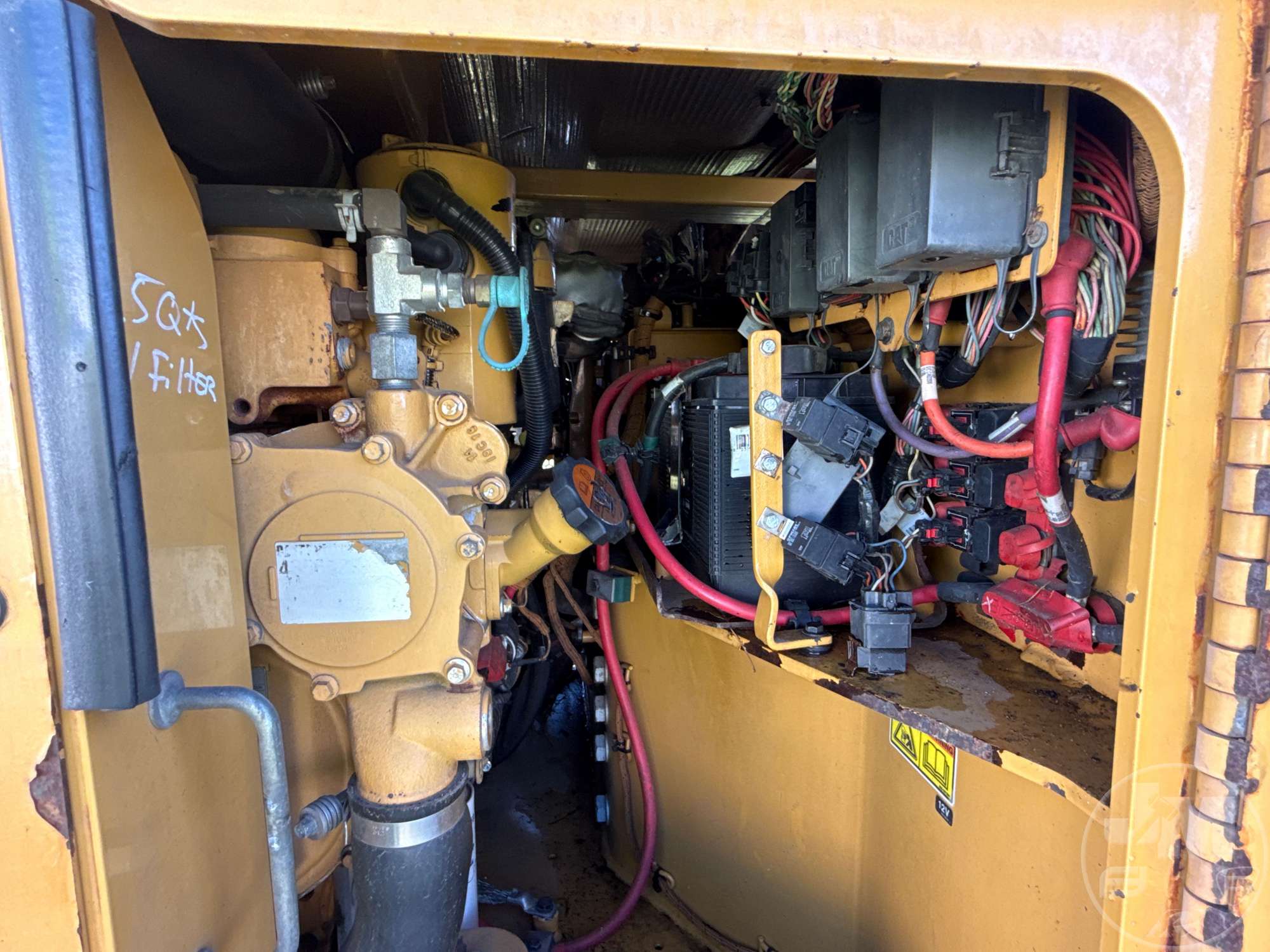 2016 Caterpillar CB64B