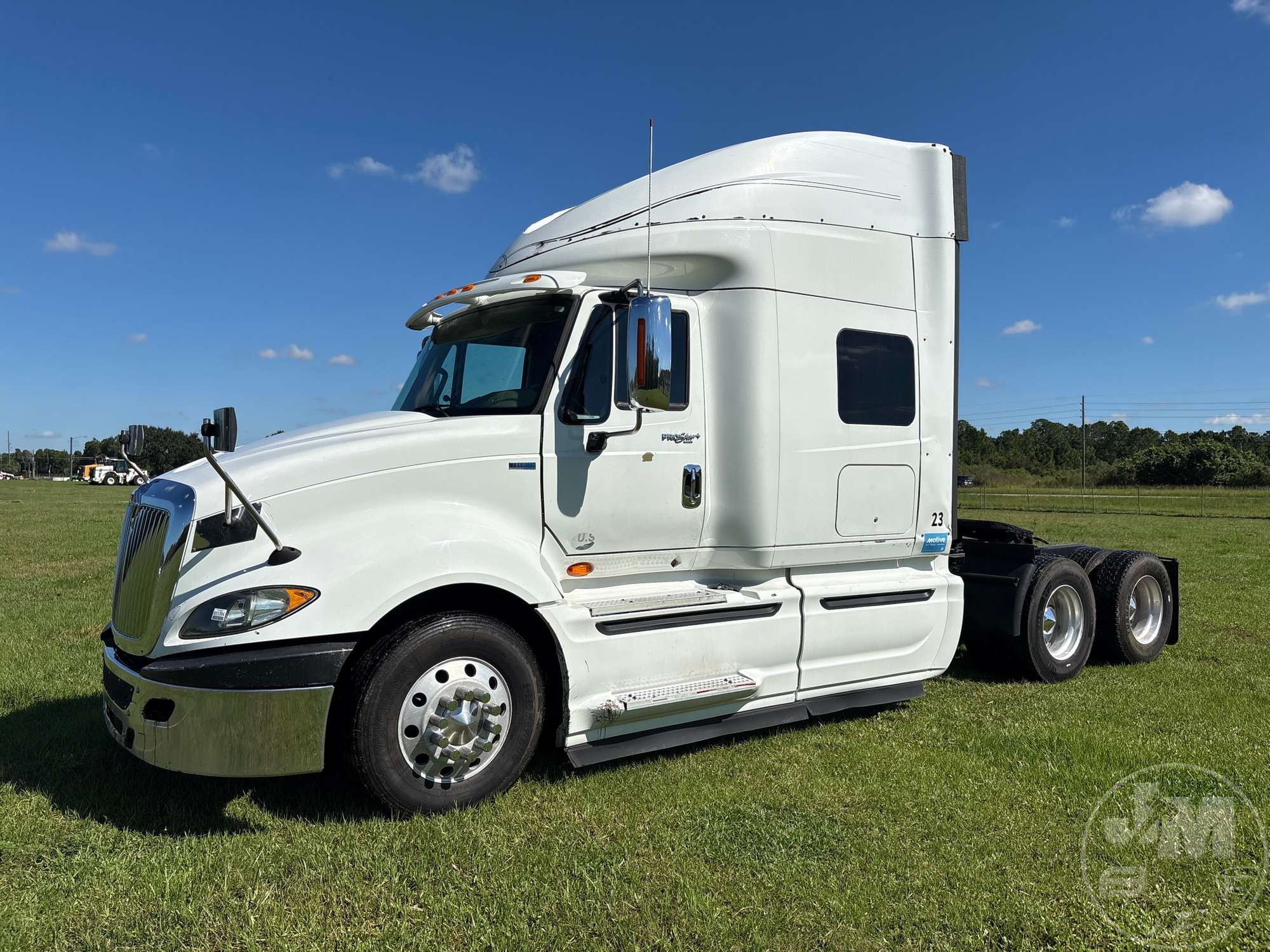 Photo of 2014 International LF687