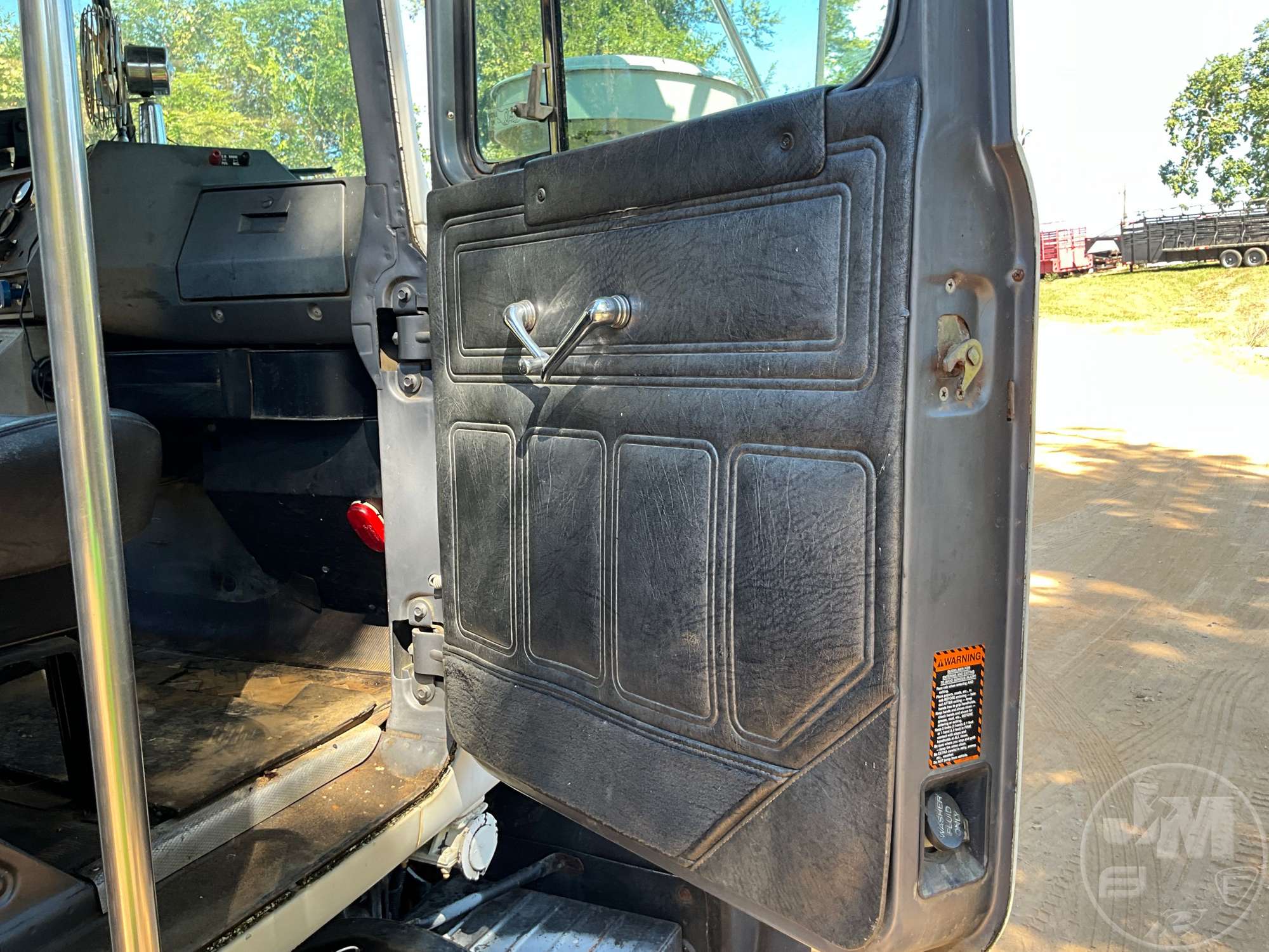 1997 Mack RD688S