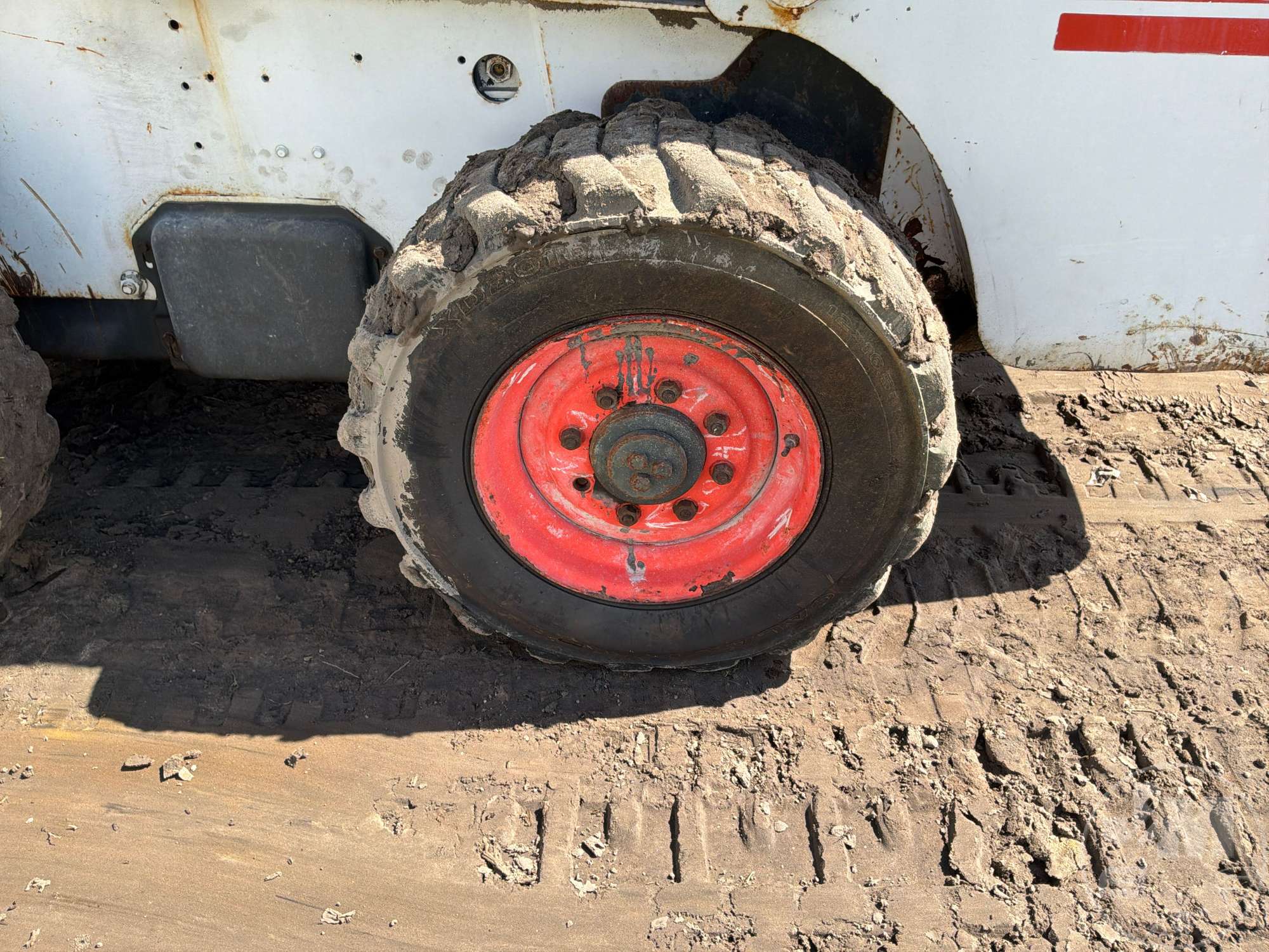 2004 Bobcat S220