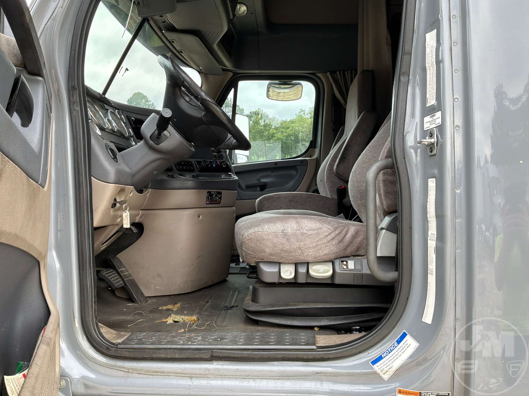 2016 Freightliner CASCADIA