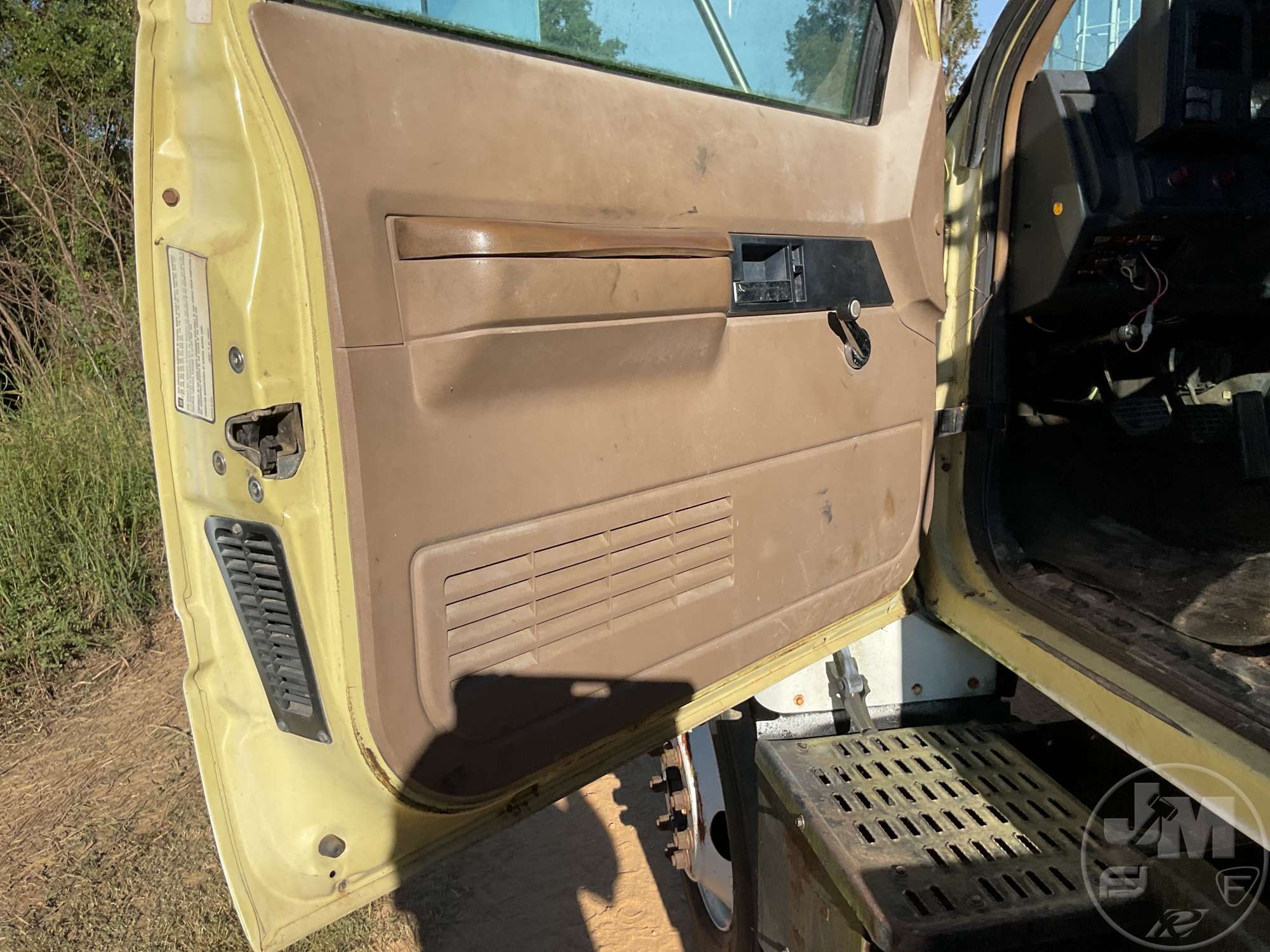 1996 GMC C6