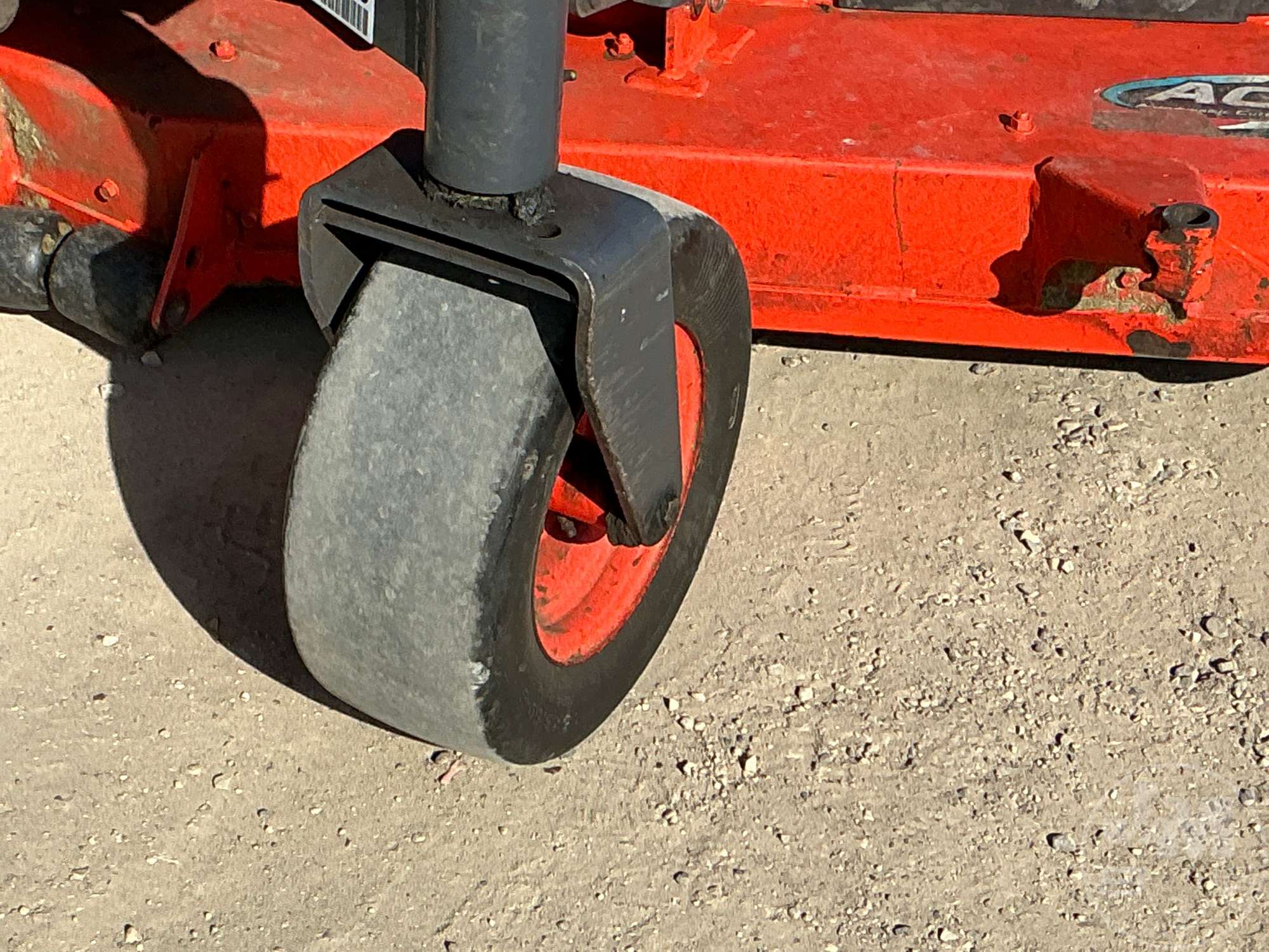 0 Kubota ZD1211