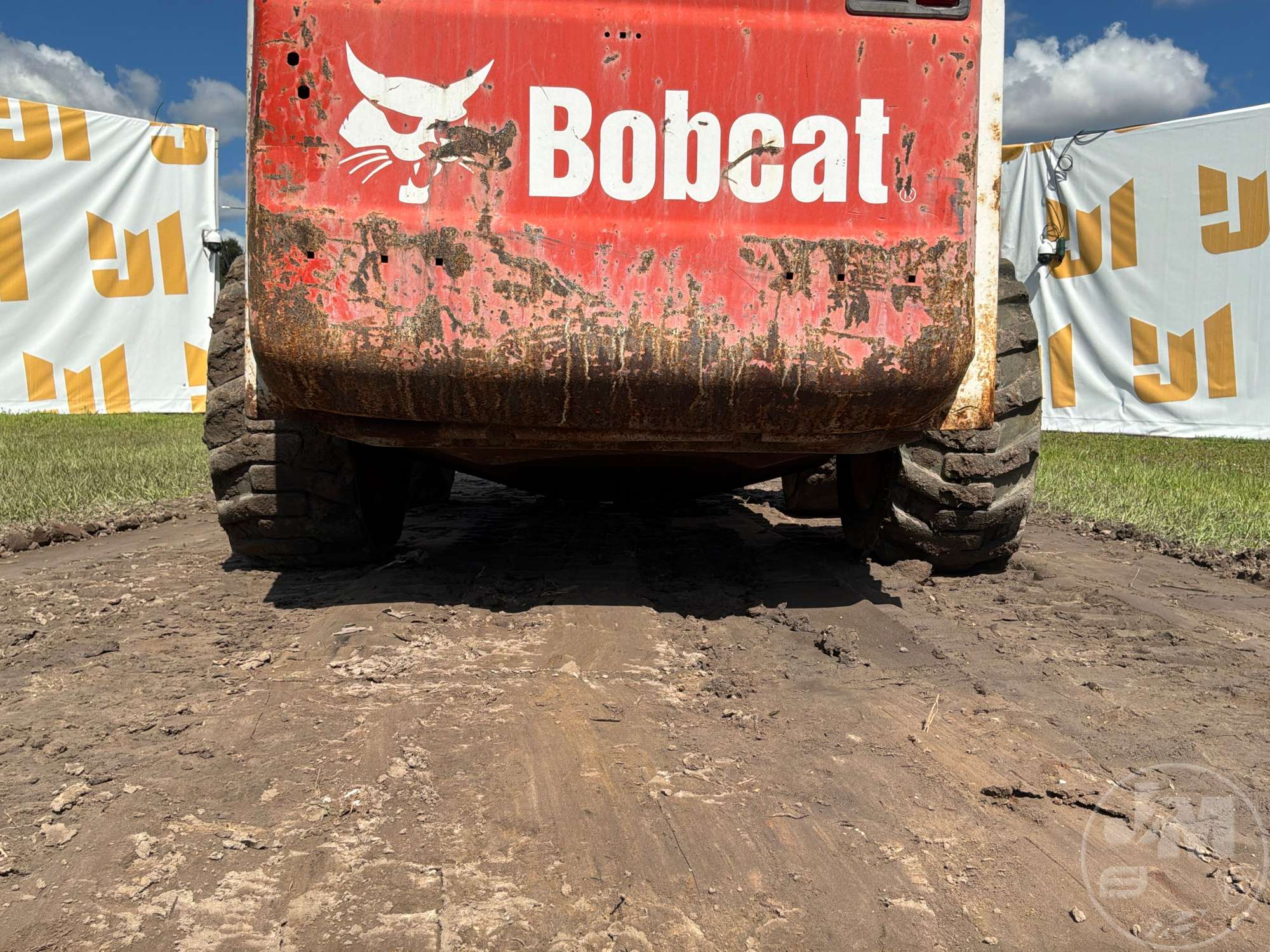 2004 Bobcat S220