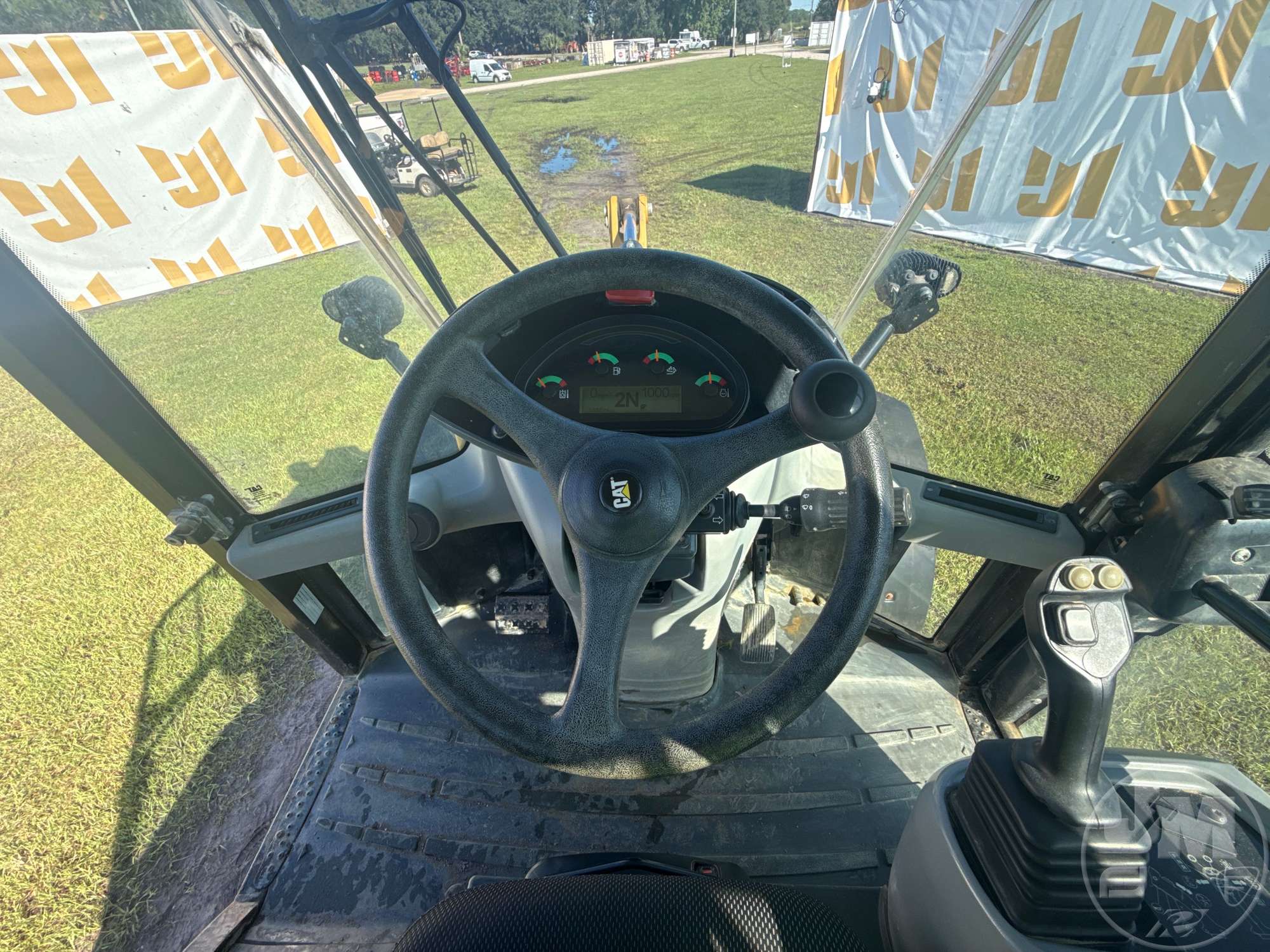 2021 Caterpillar 910
