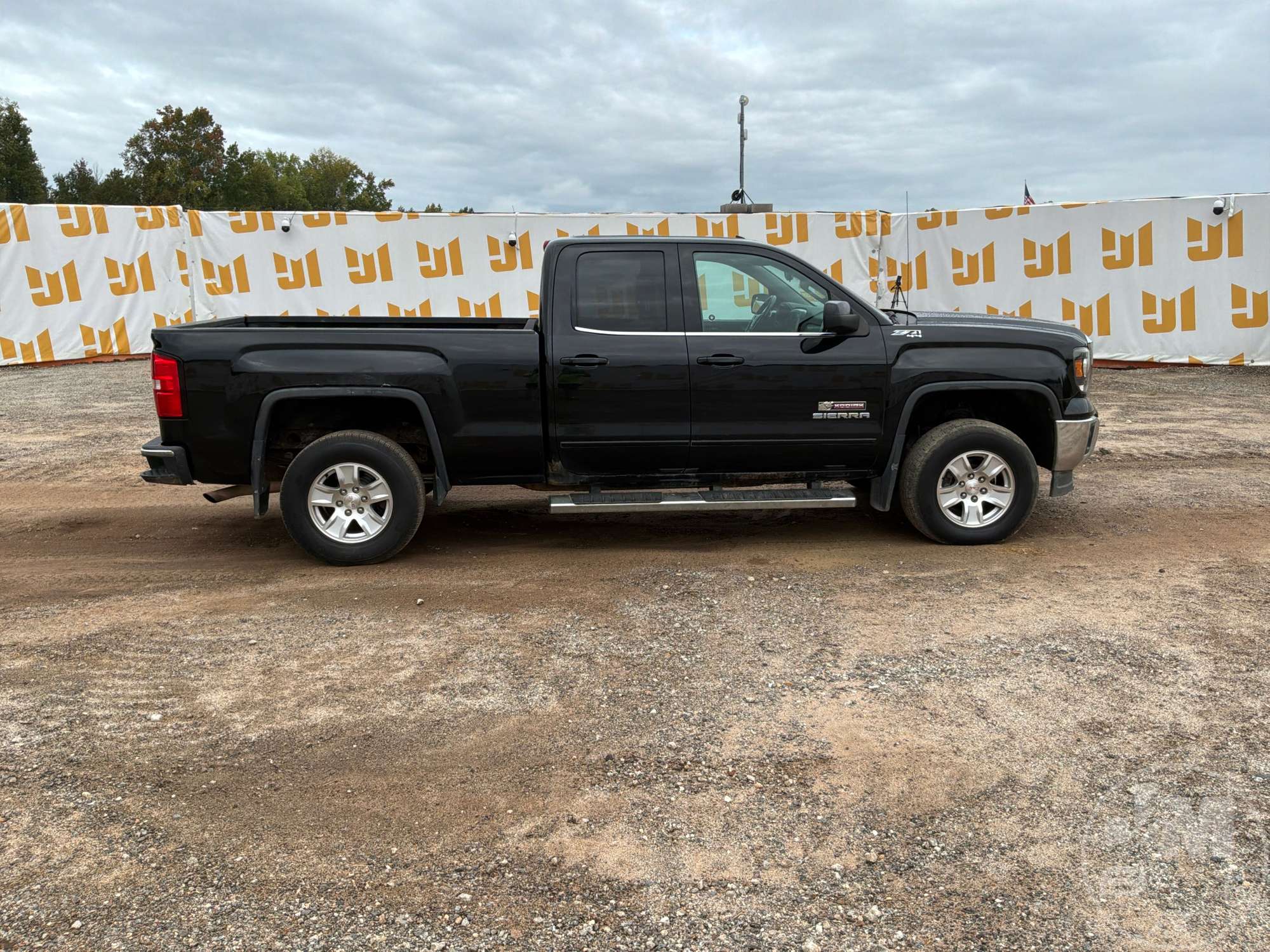 2015 GMC SIERRA 1500 SLE