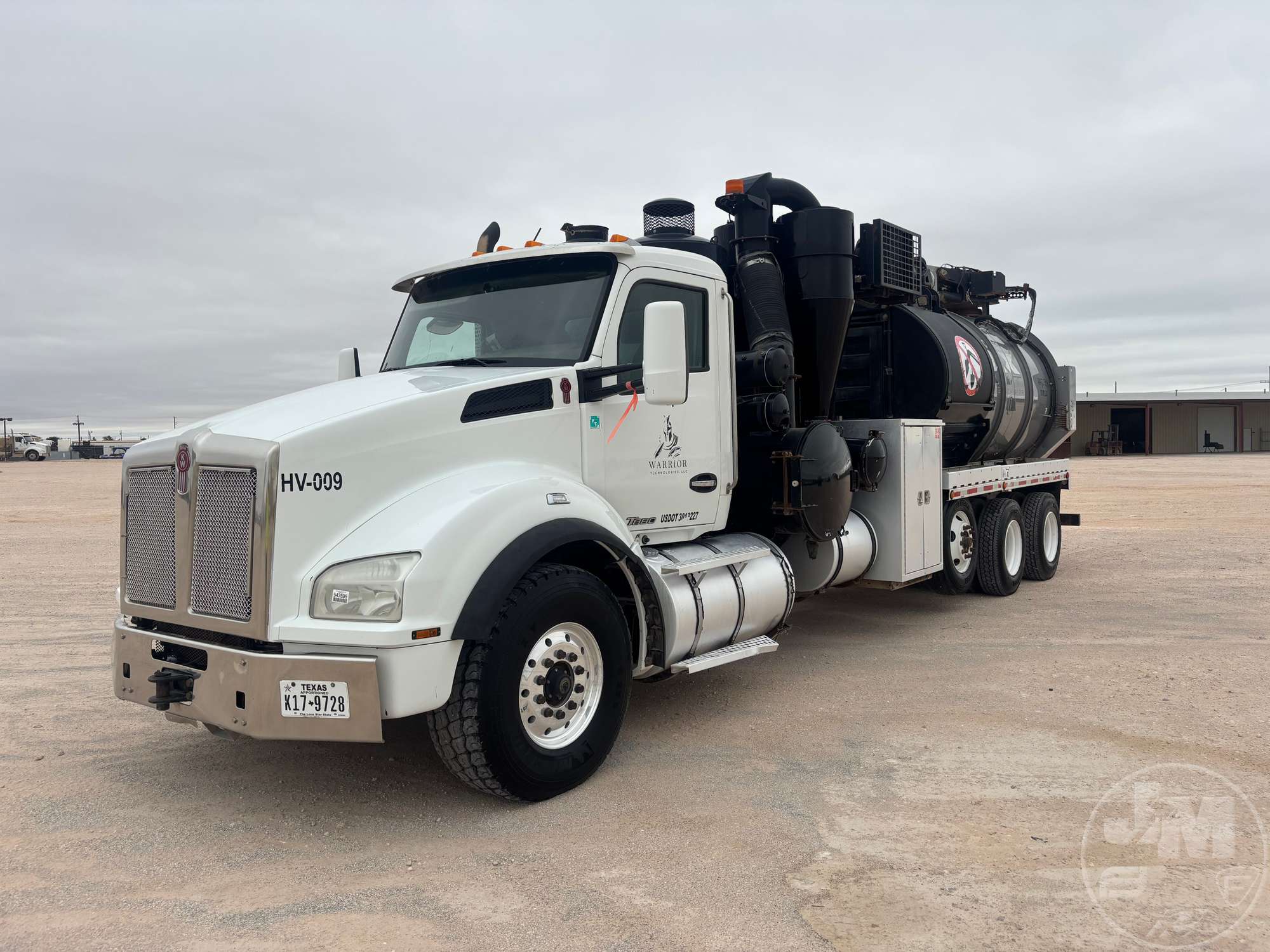 Photo of 2019 Kenworth T880