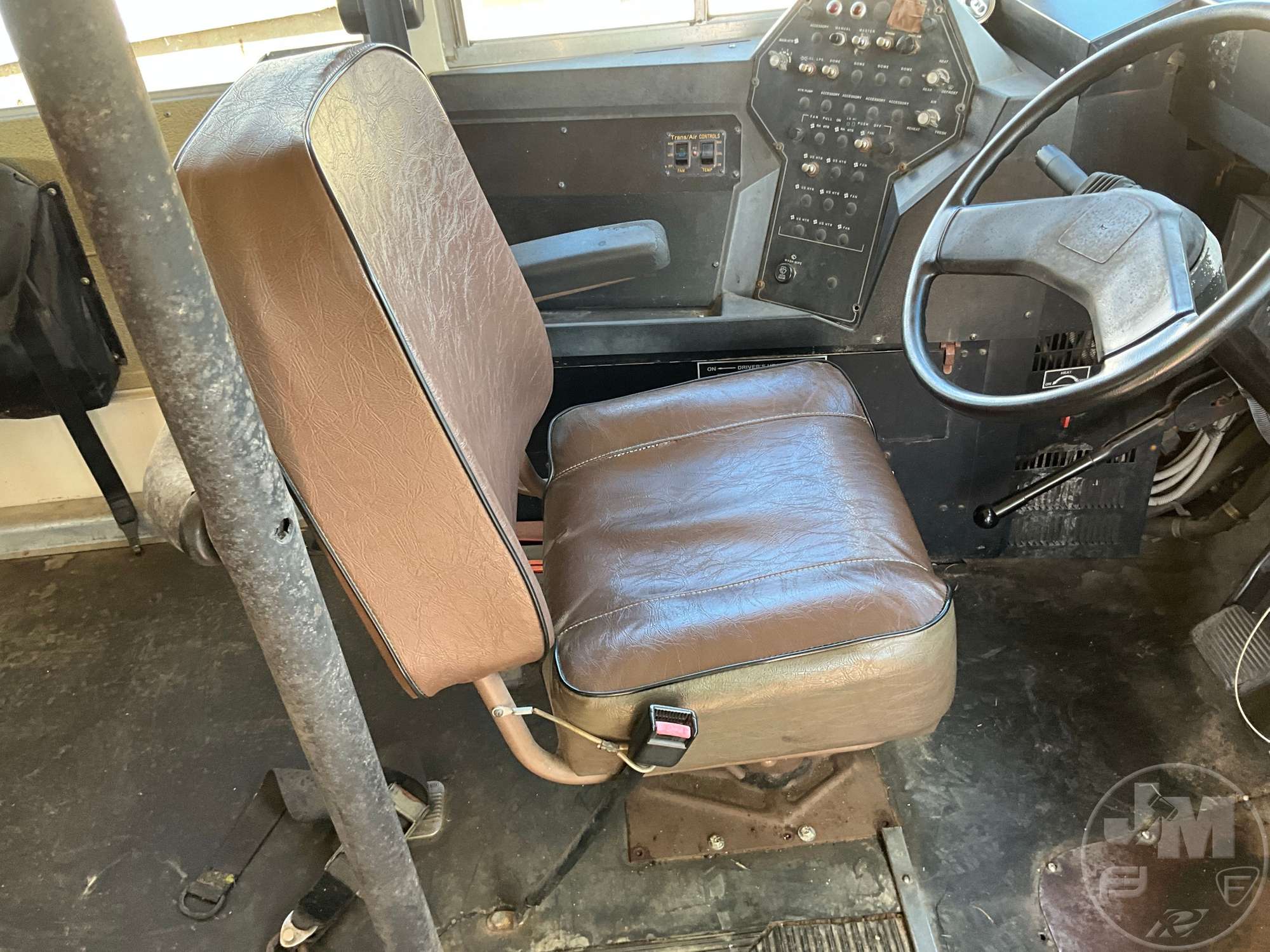 1998 International 3800