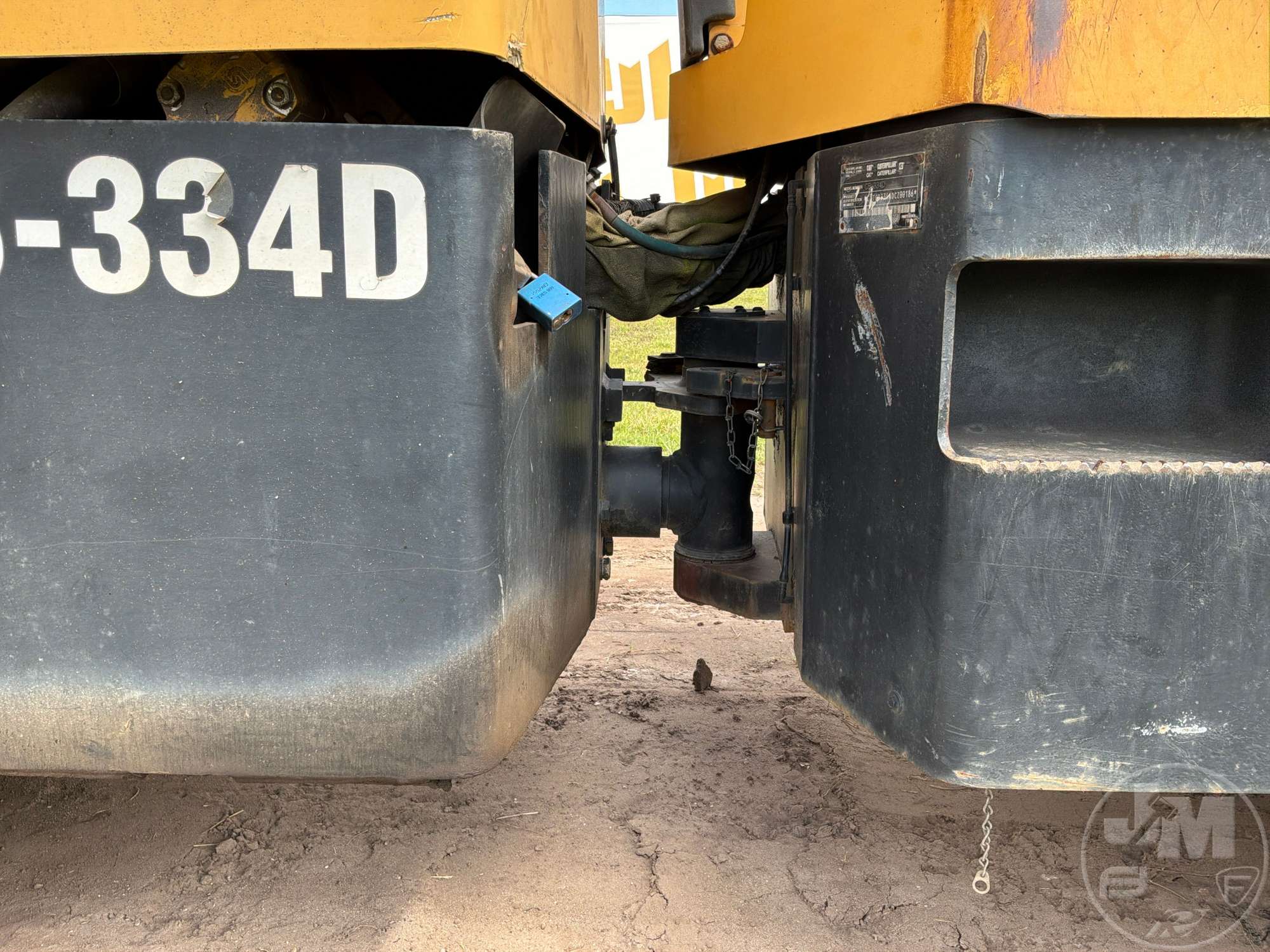 2003 Caterpillar CB334D