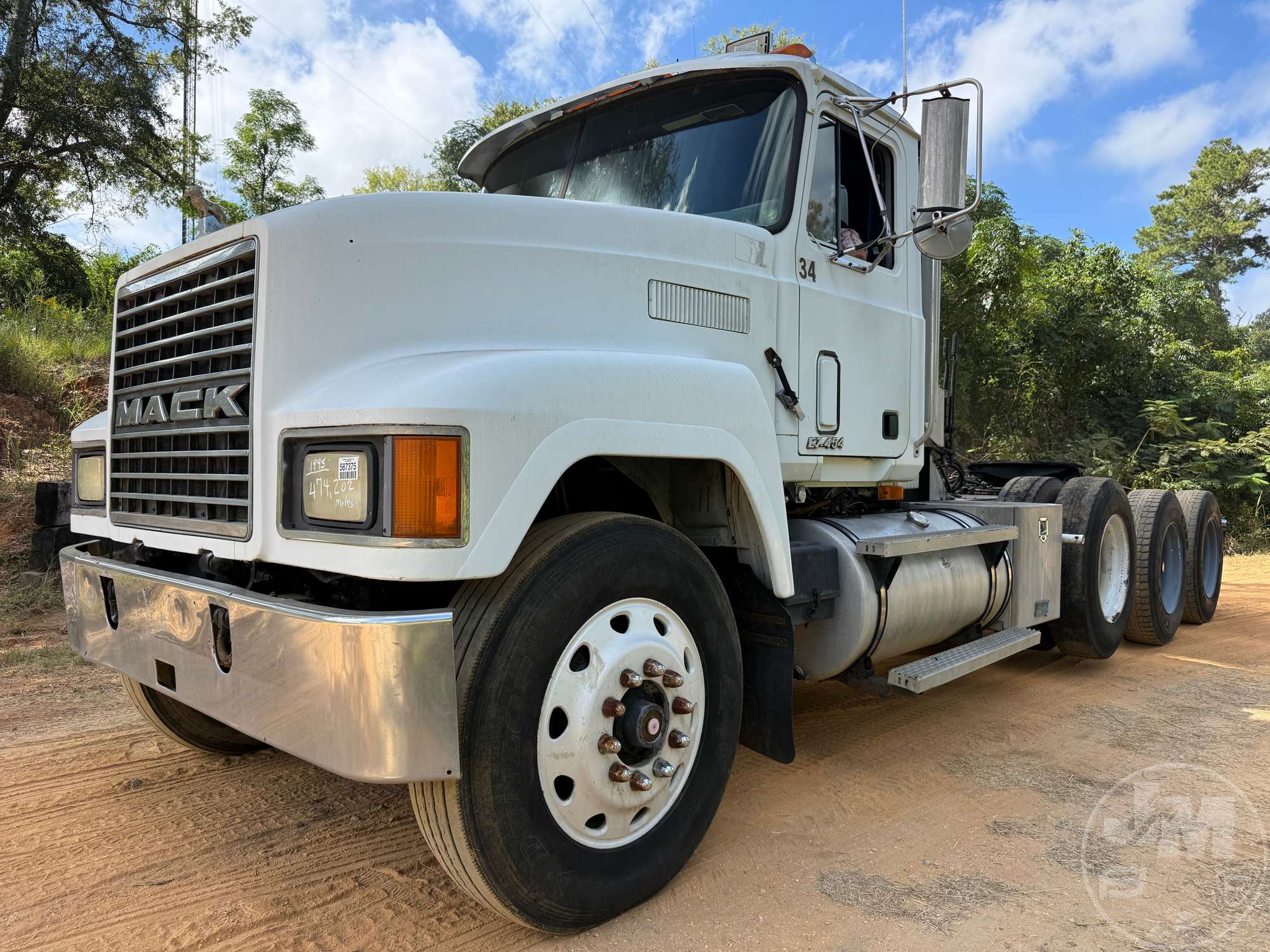 Photo of 1995 Mack CH613