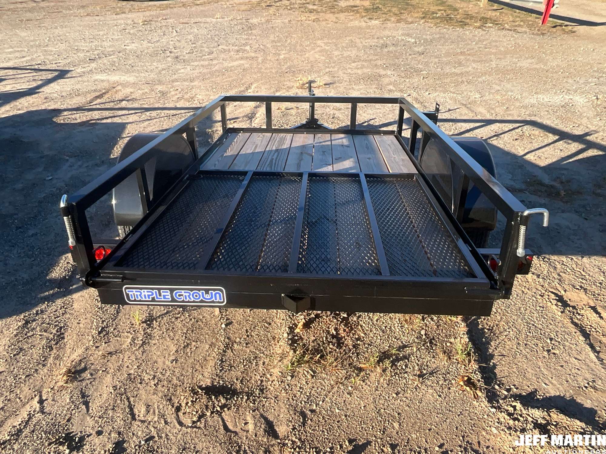 2027 TRIPLE CROWN TRAILERS, INC US5X8