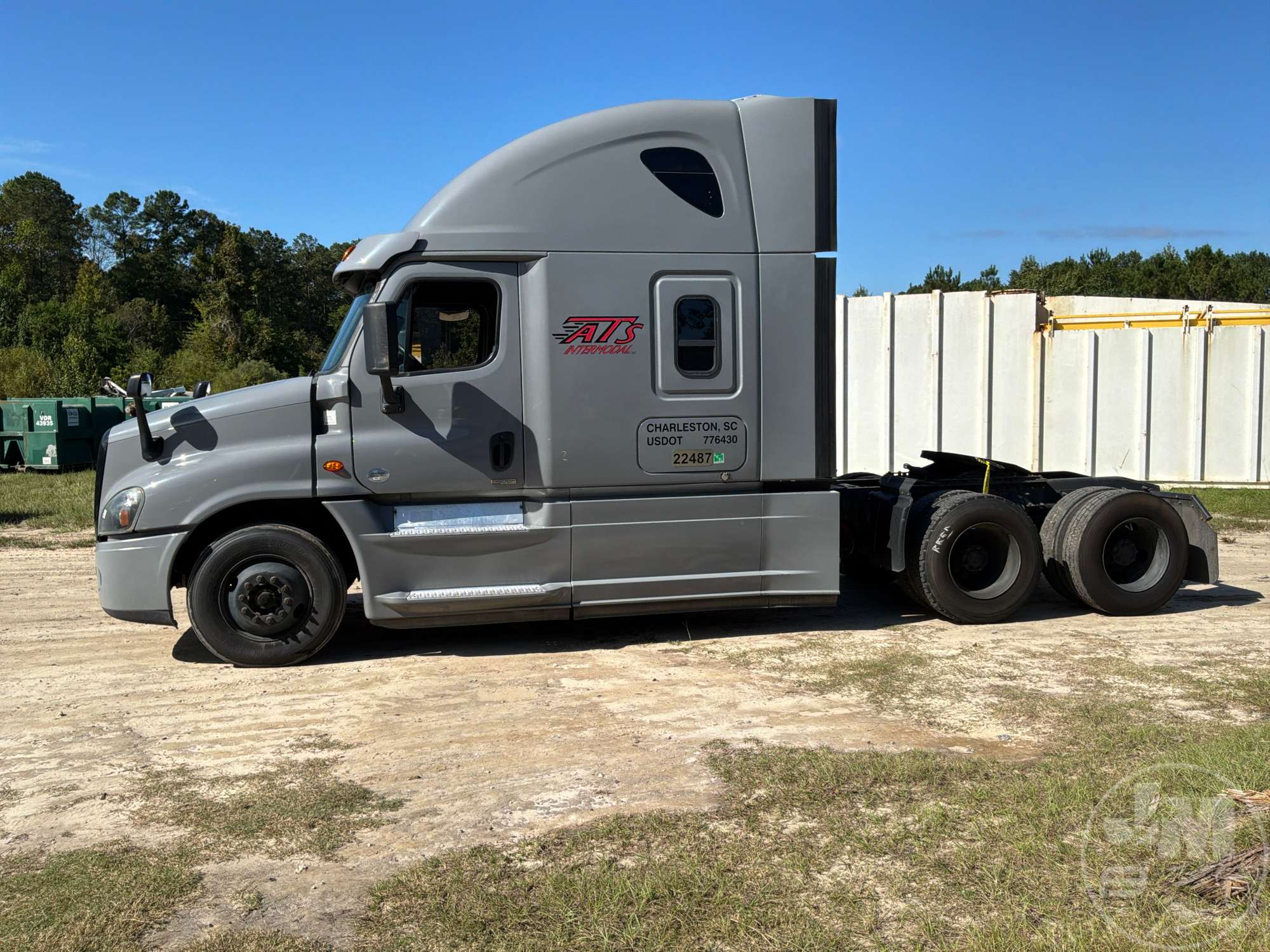 2017 Freightliner CASCADIA
