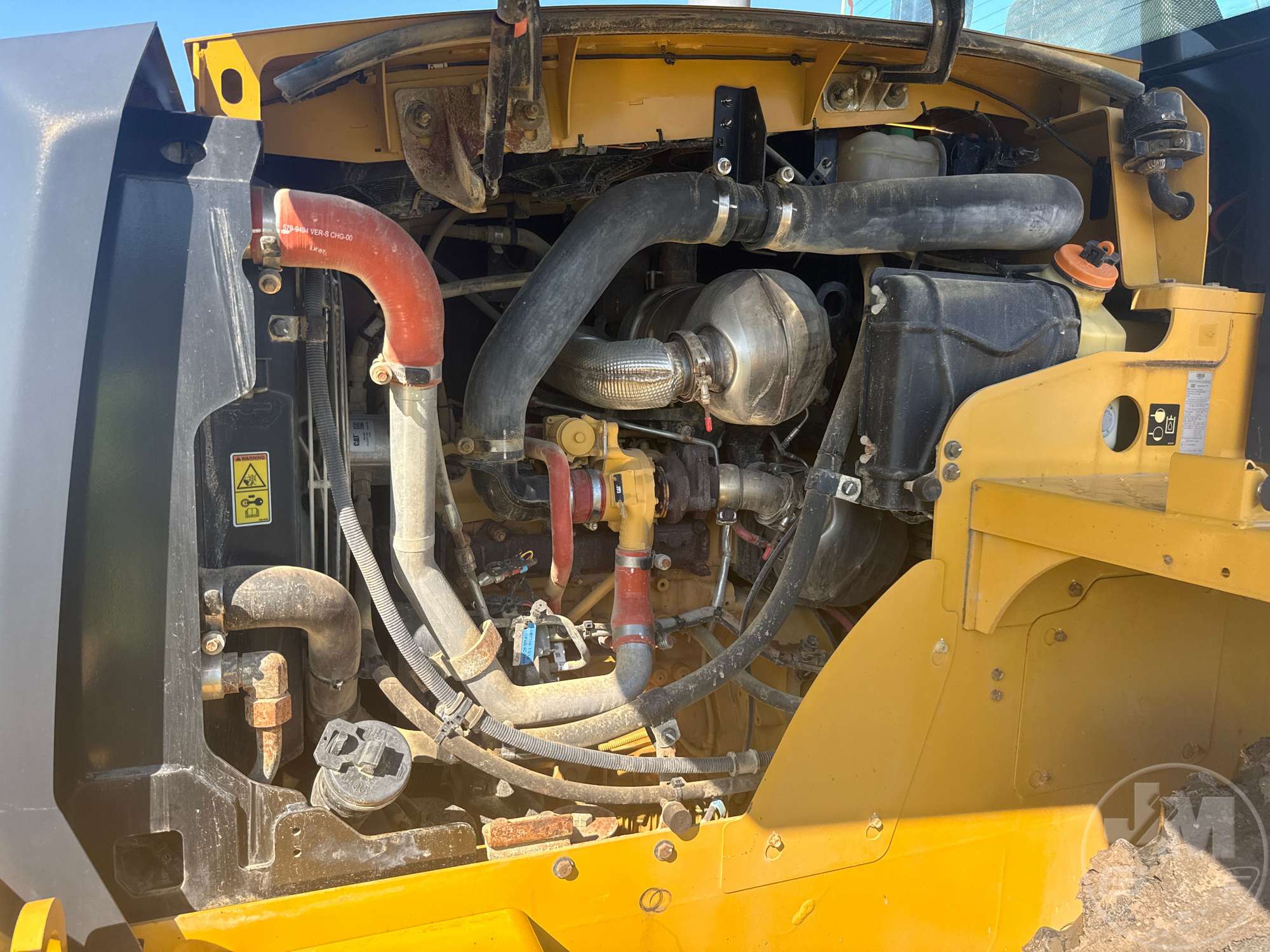 2021 Caterpillar 910