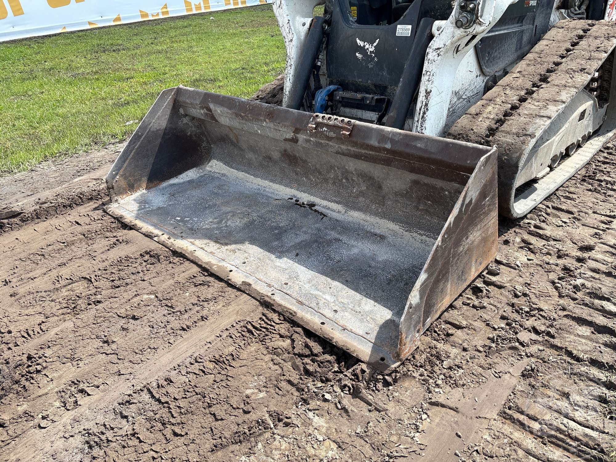 2024 Bobcat T76