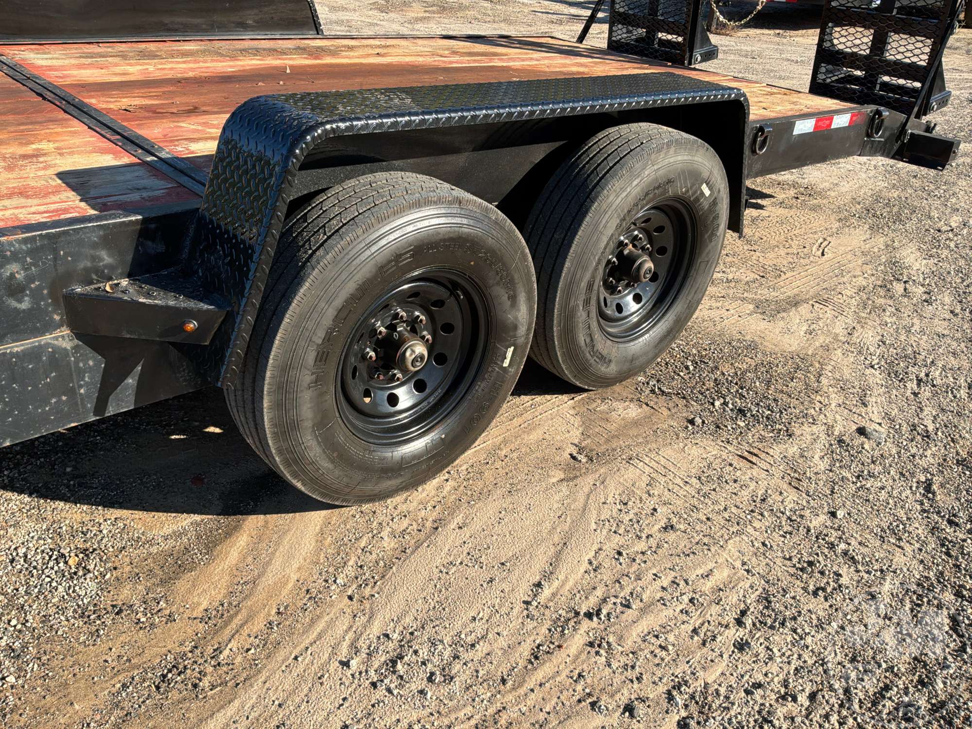 2025 Down To Earth Trailer Sales 0TE8224ER7B