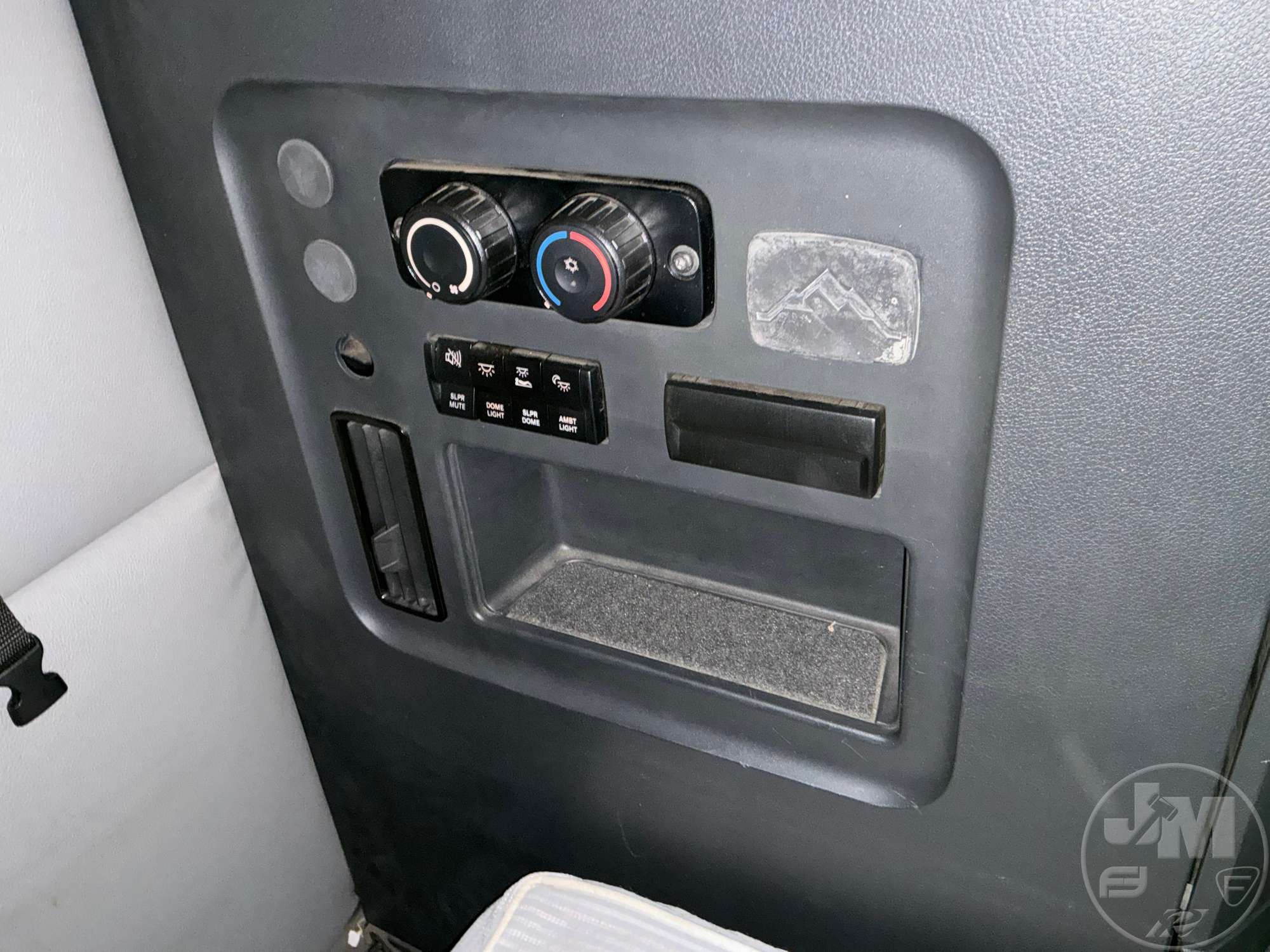 2021 Freightliner CASCADIA EVOLUTION