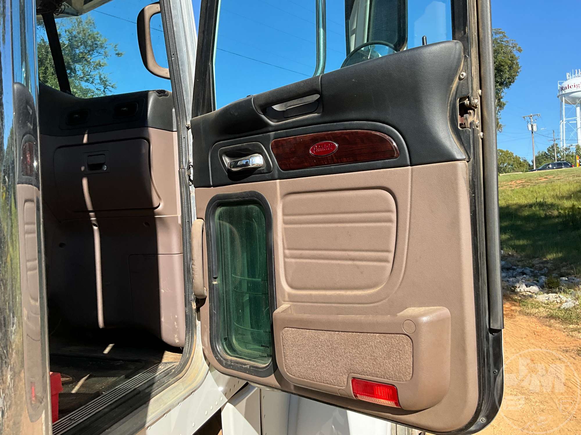 2014 Peterbilt 389