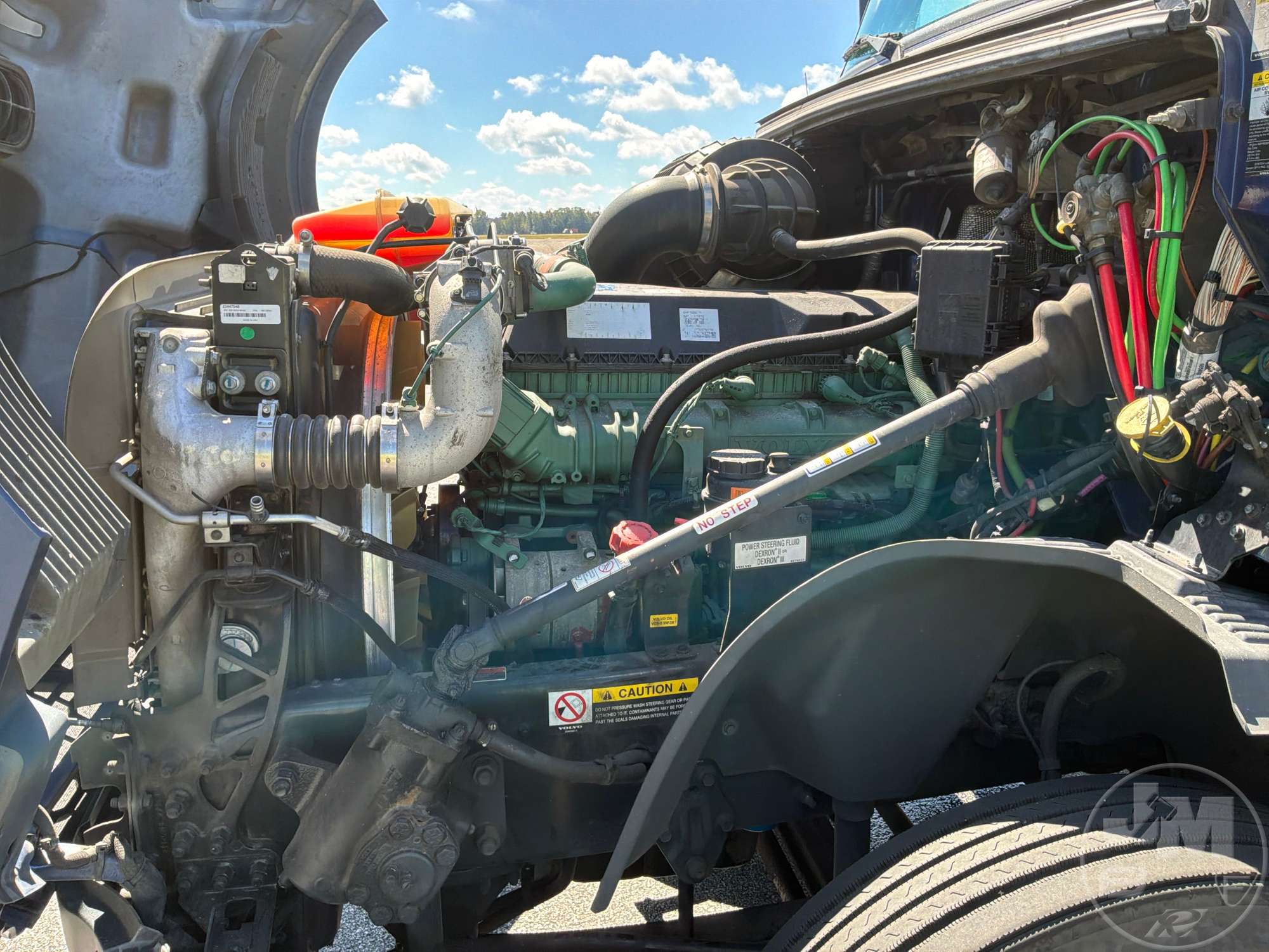 2022 Volvo VNL760
