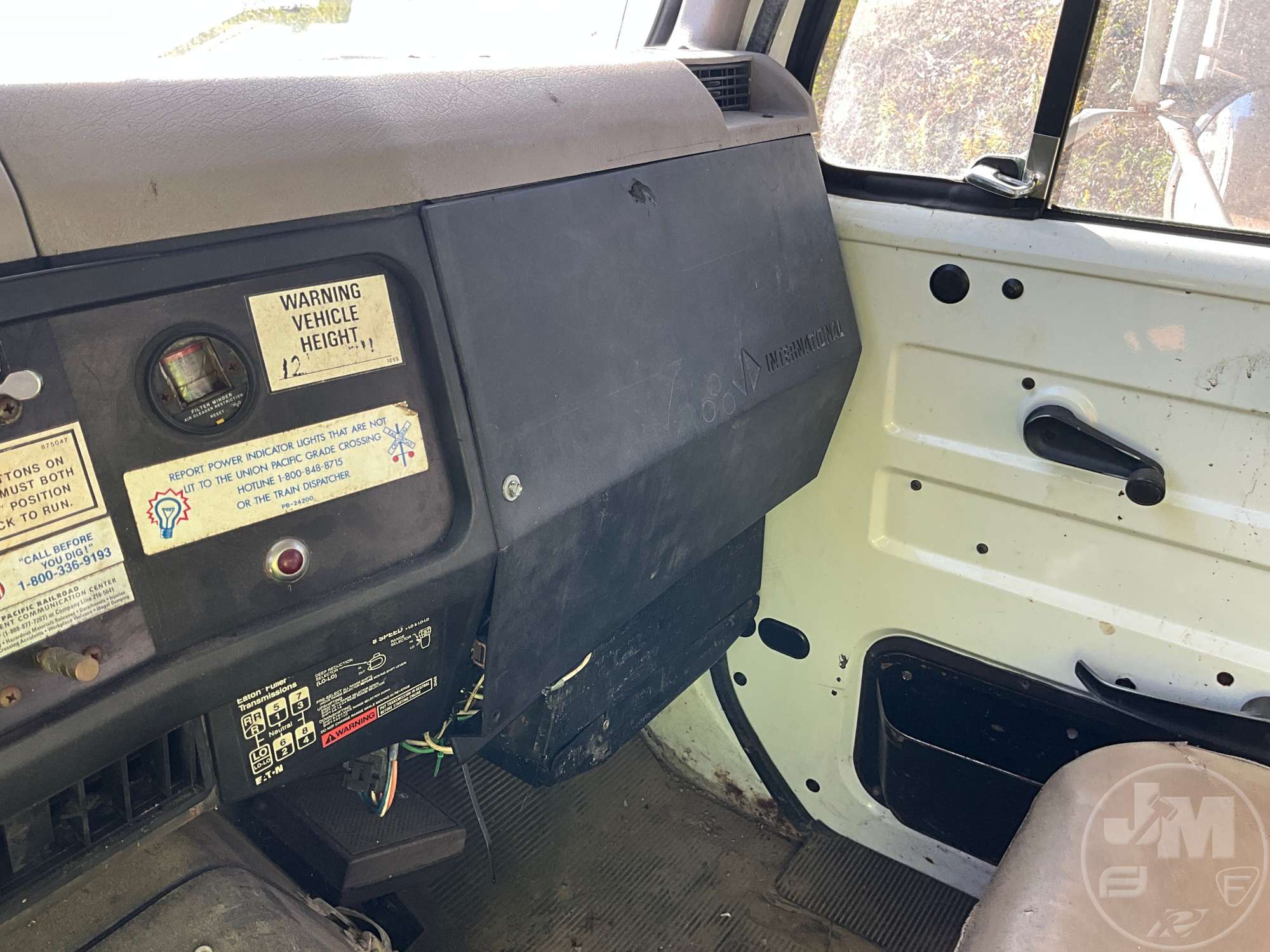 1995 International F-4900