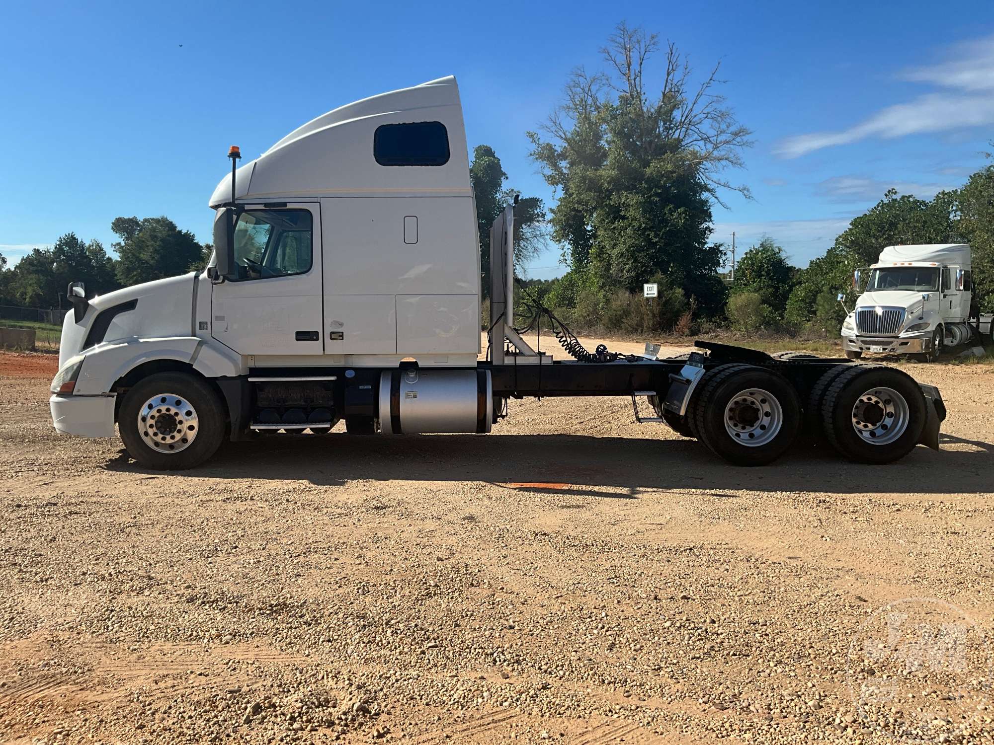 2016 Volvo VNL