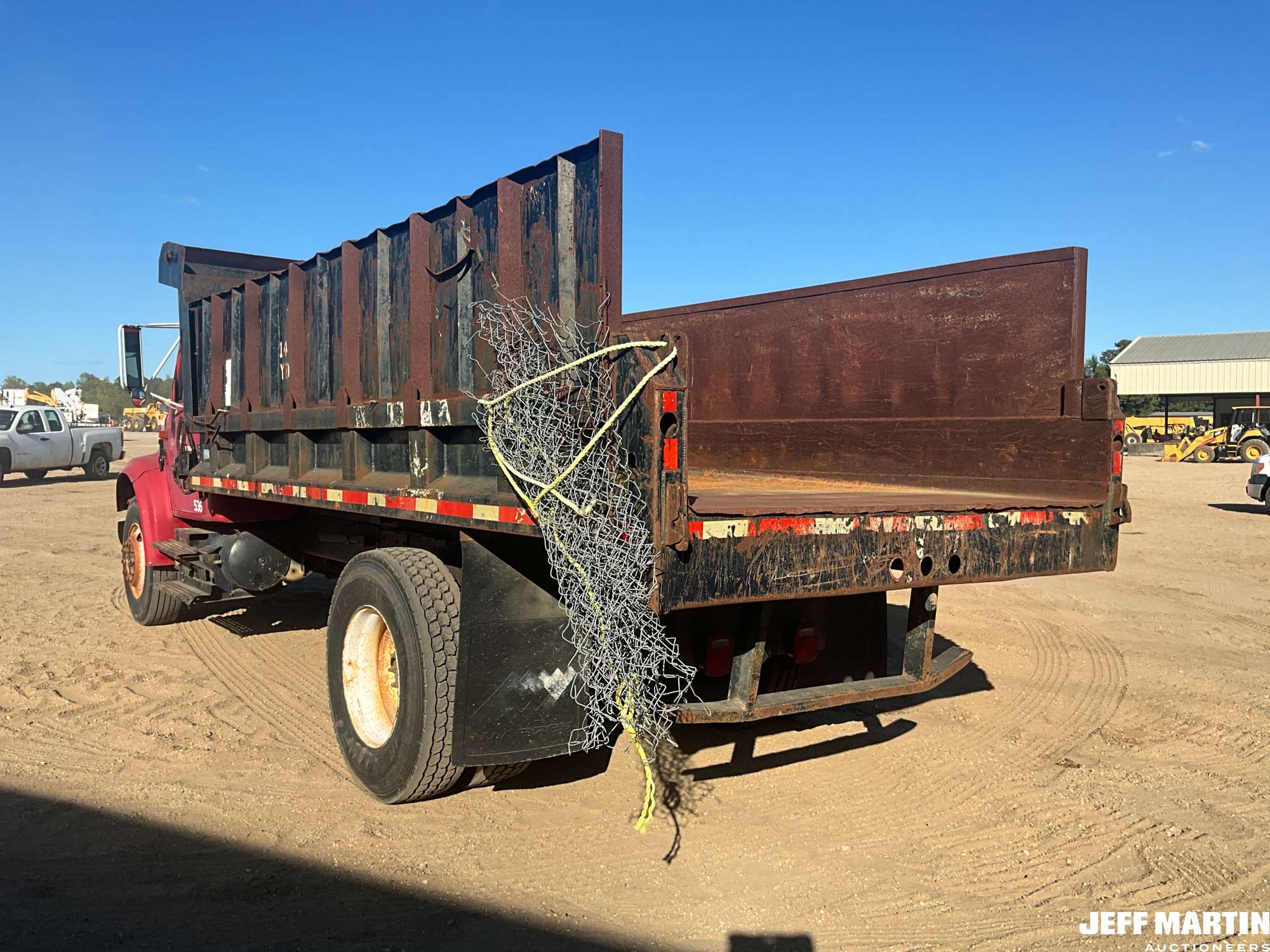2001 International 4700