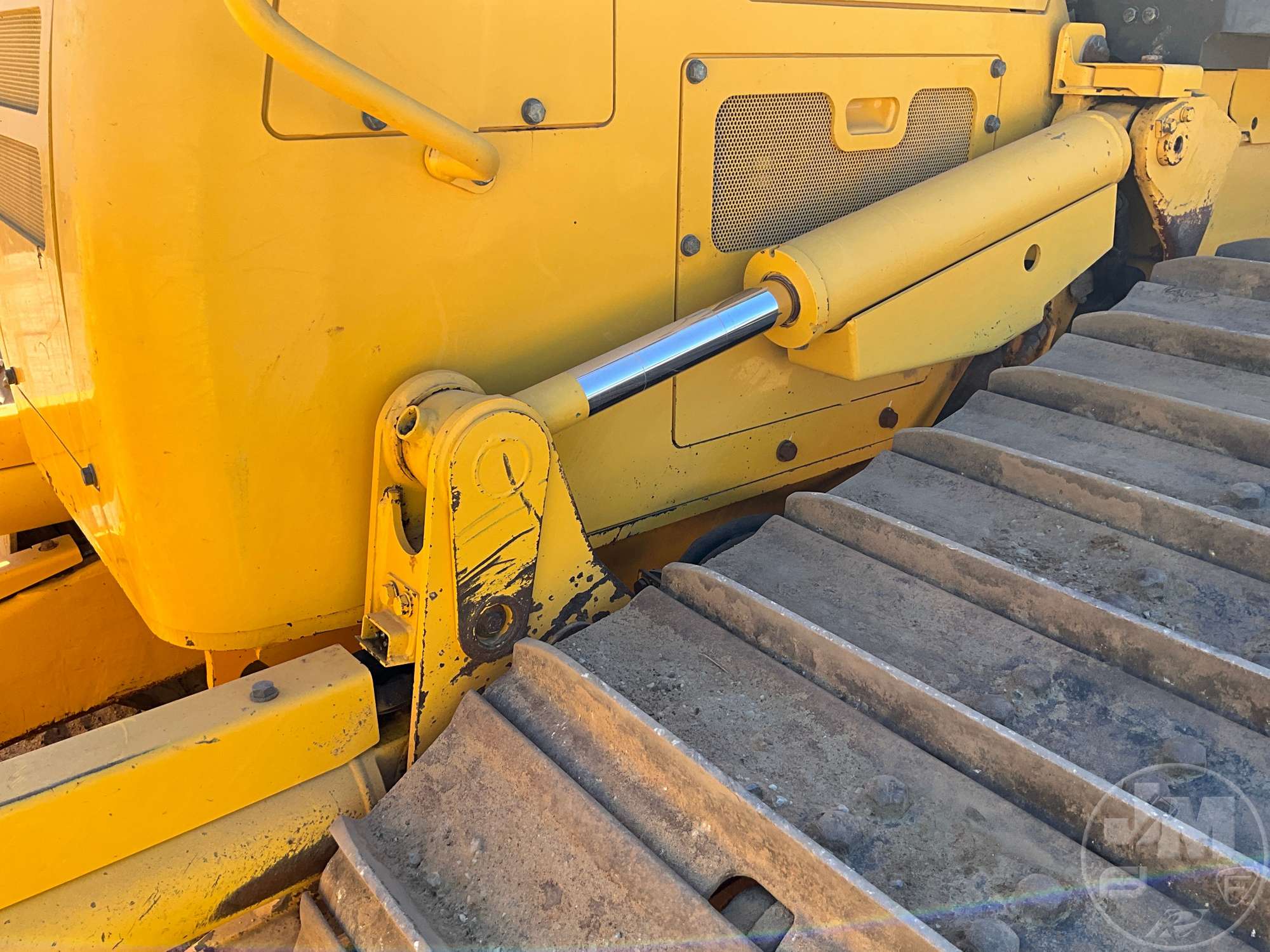2022 Komatsu D61PX-24