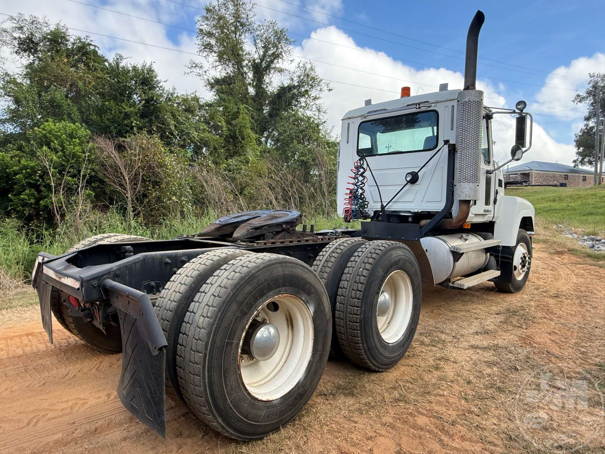 2004 Mack CH613