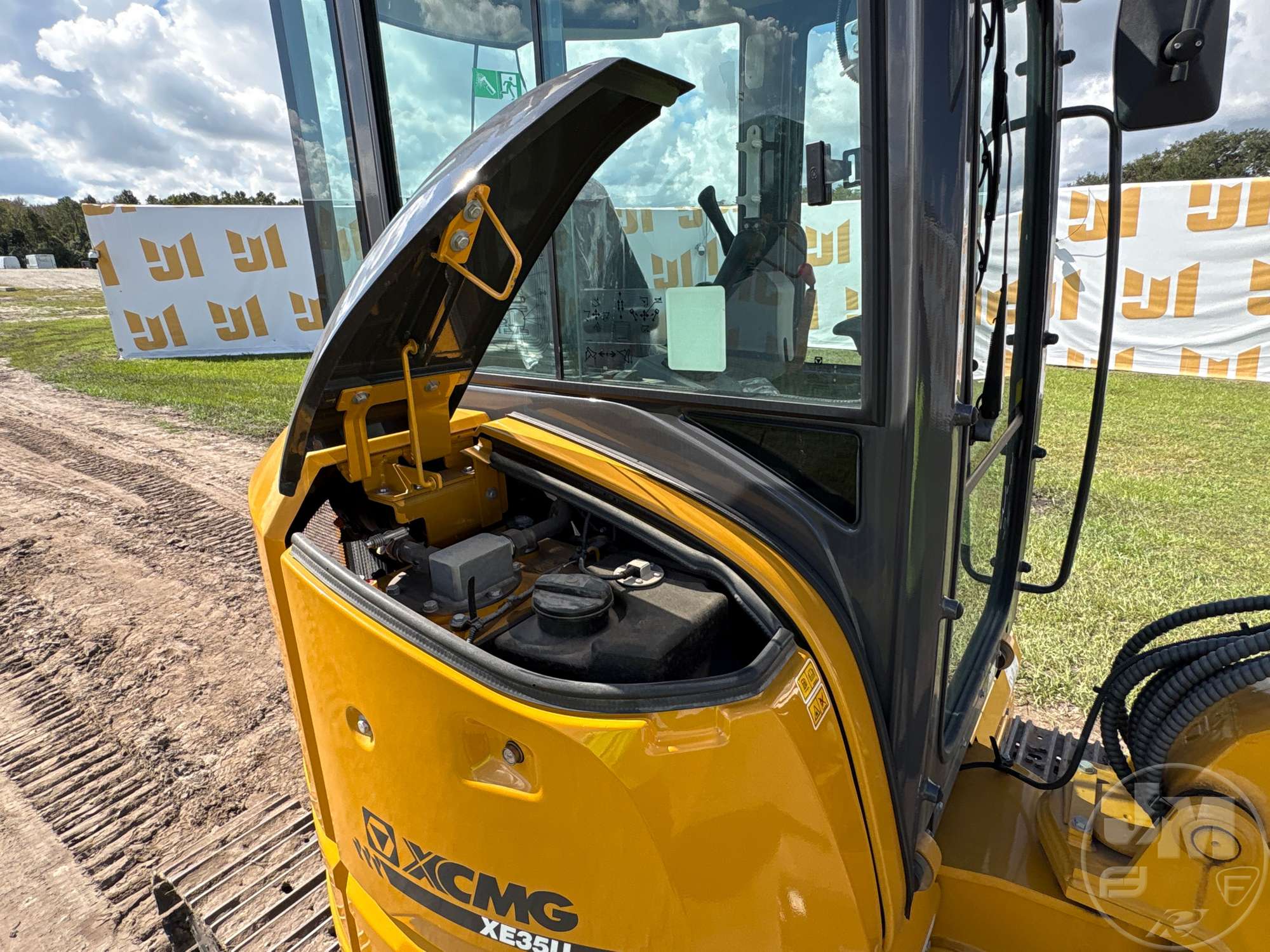 2024 XCMG XE35U