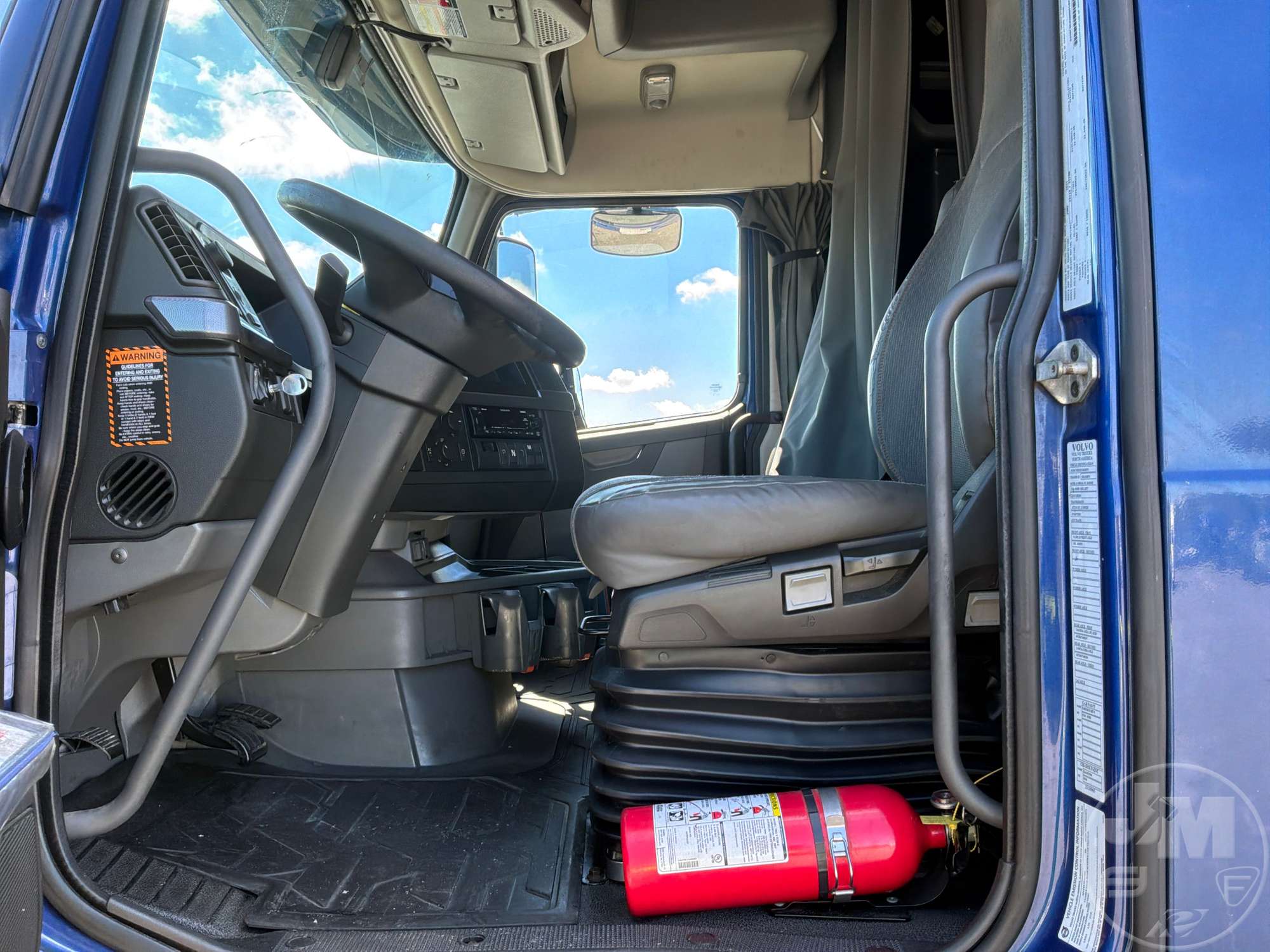 2022 Volvo VNL760