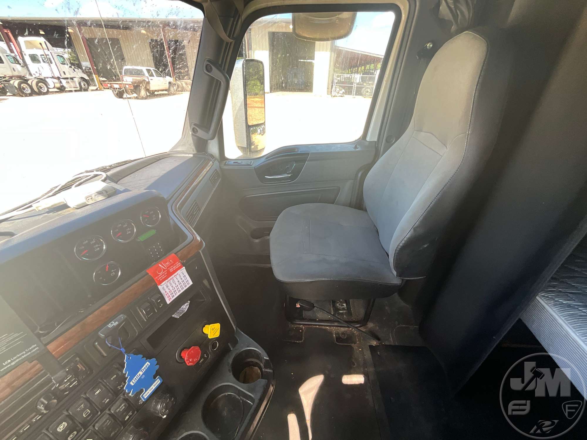 2020 International LT625 6X4
