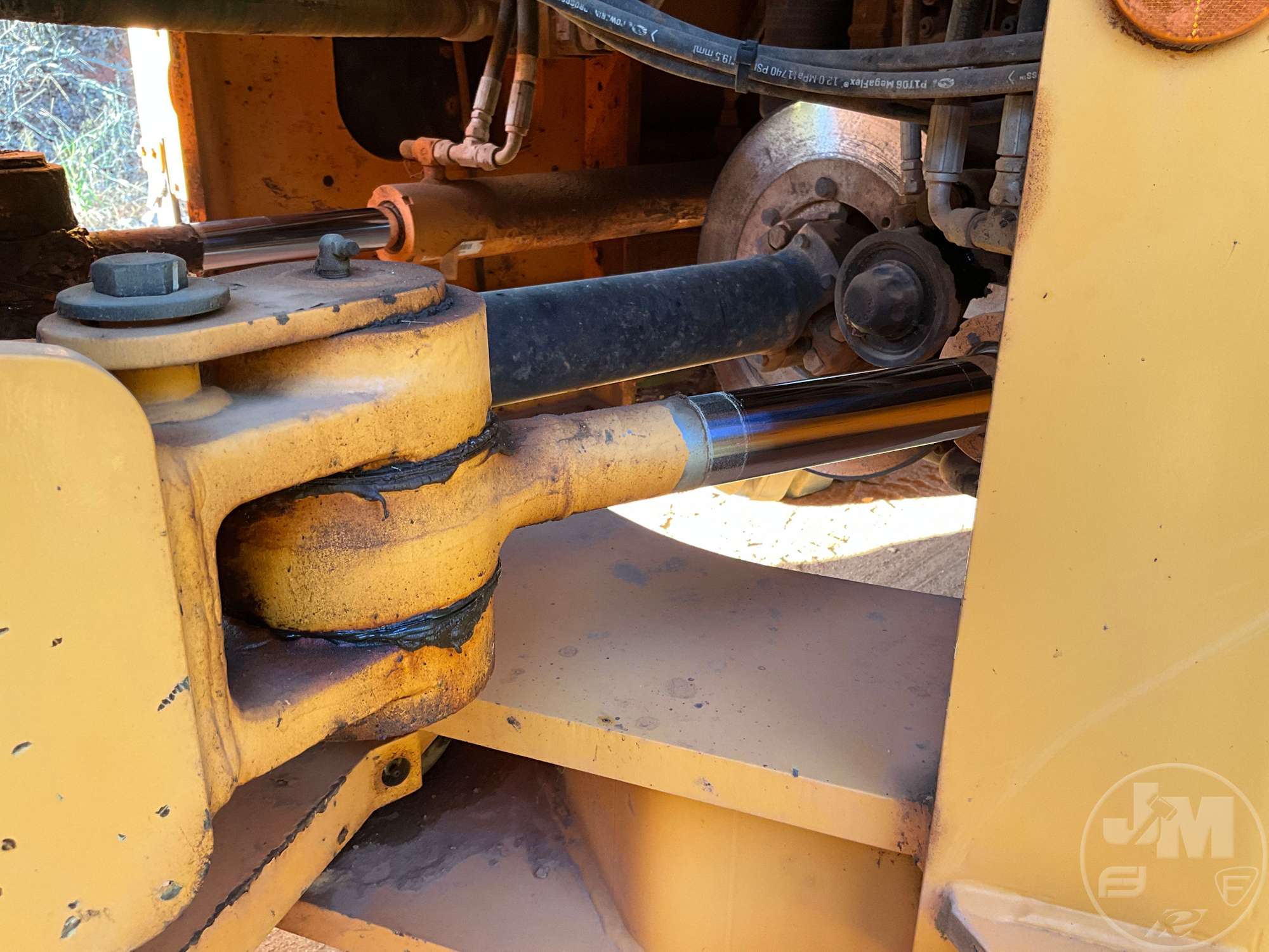 2019 Hyundai HL960