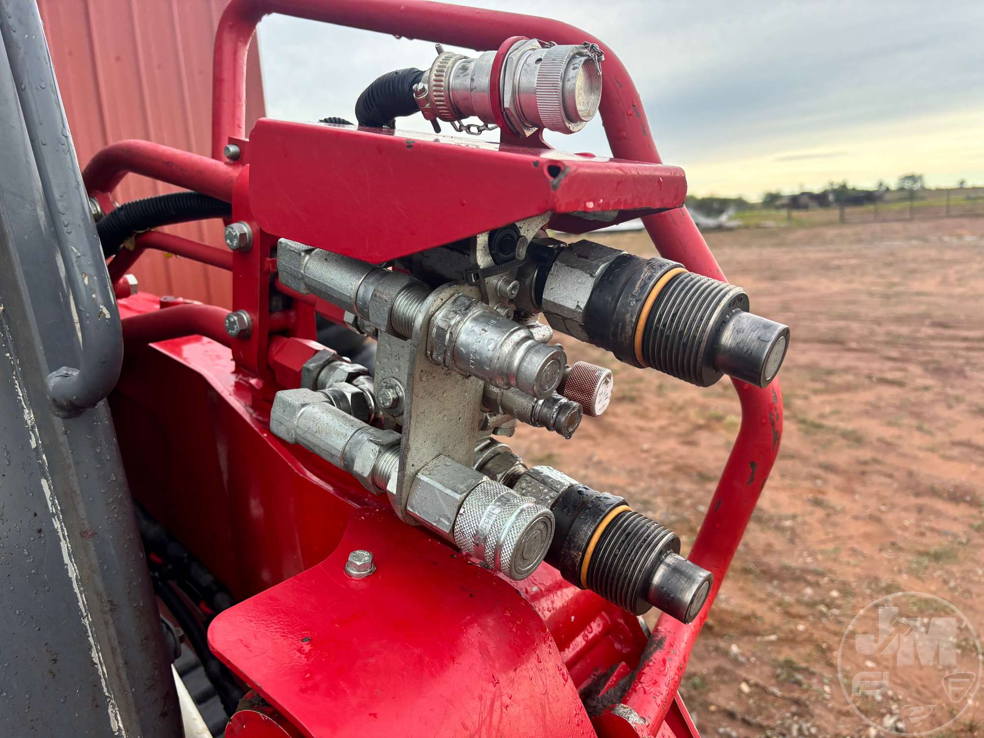 2023 Takeuchi TL12V-2