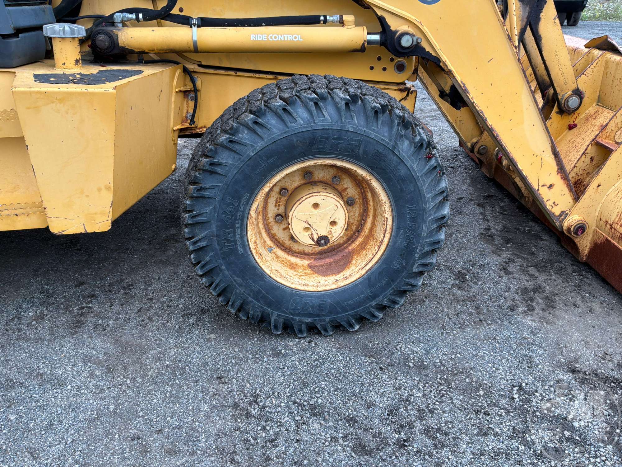 2002 John Deere 310G