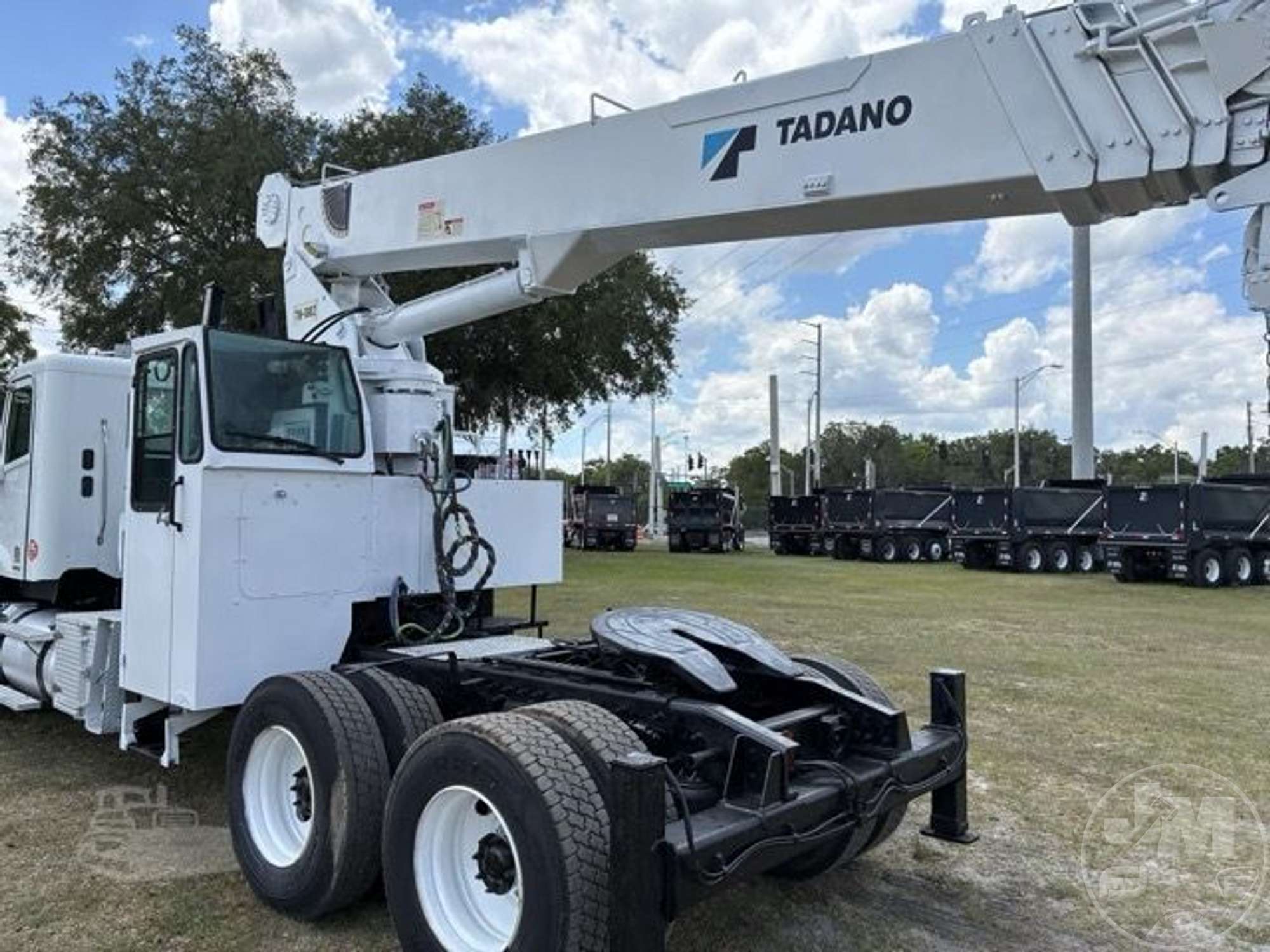 2012 Freightliner 114 CORONADO