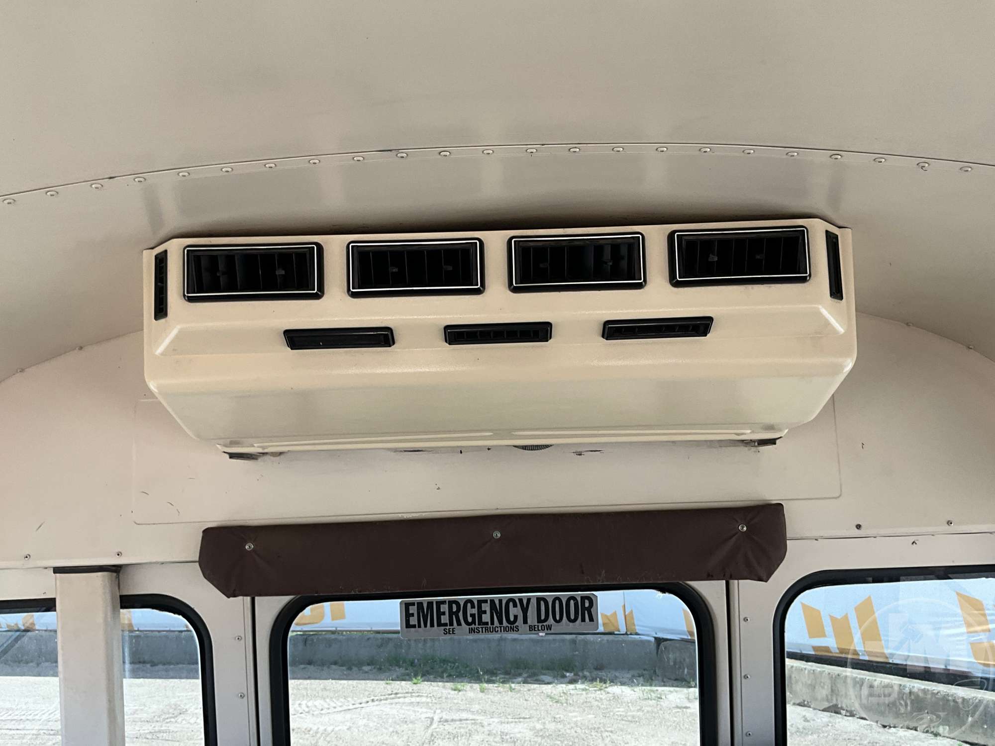 1998 International 3800