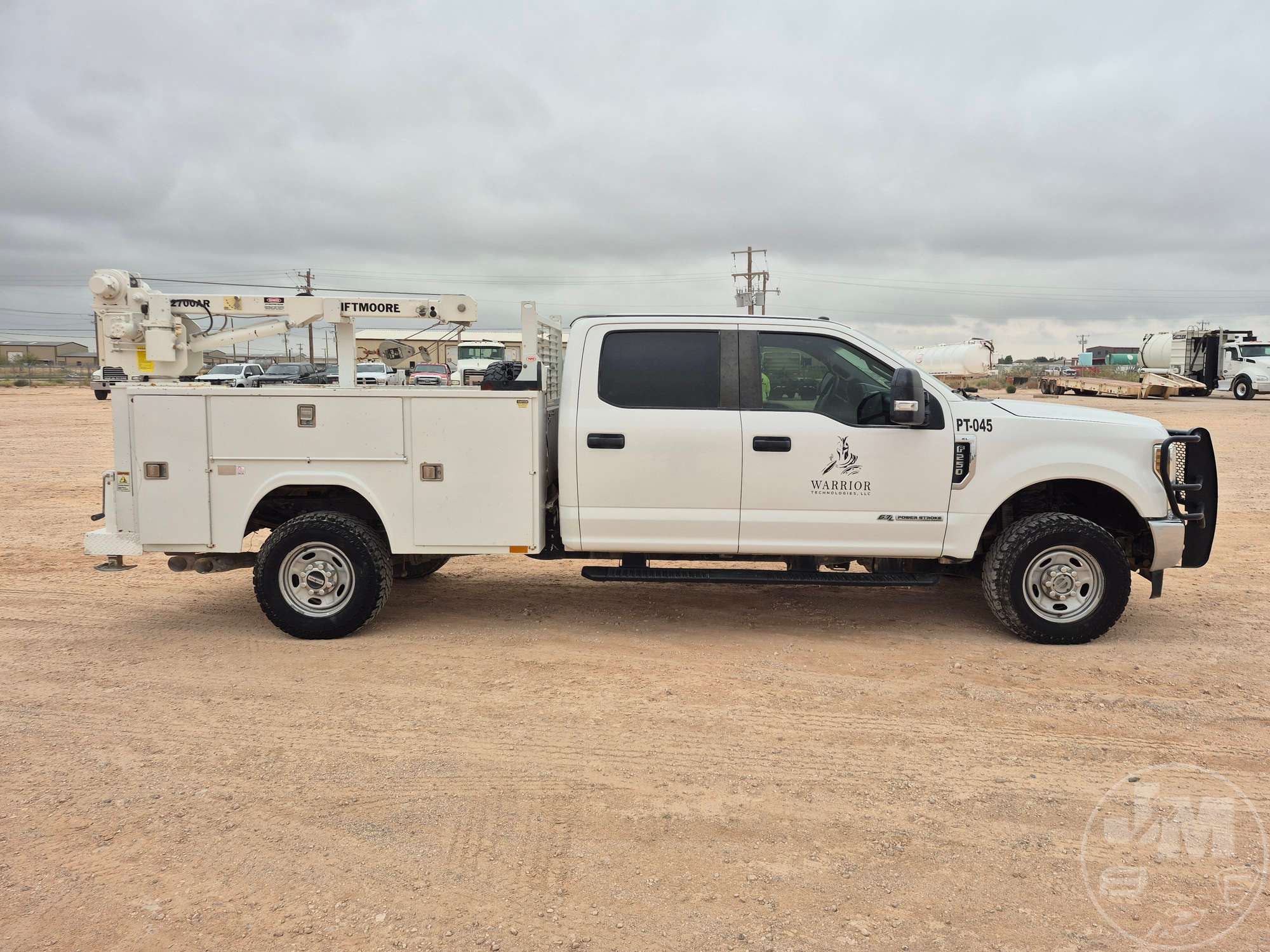 2019 Ford F250 XL CREW CAB