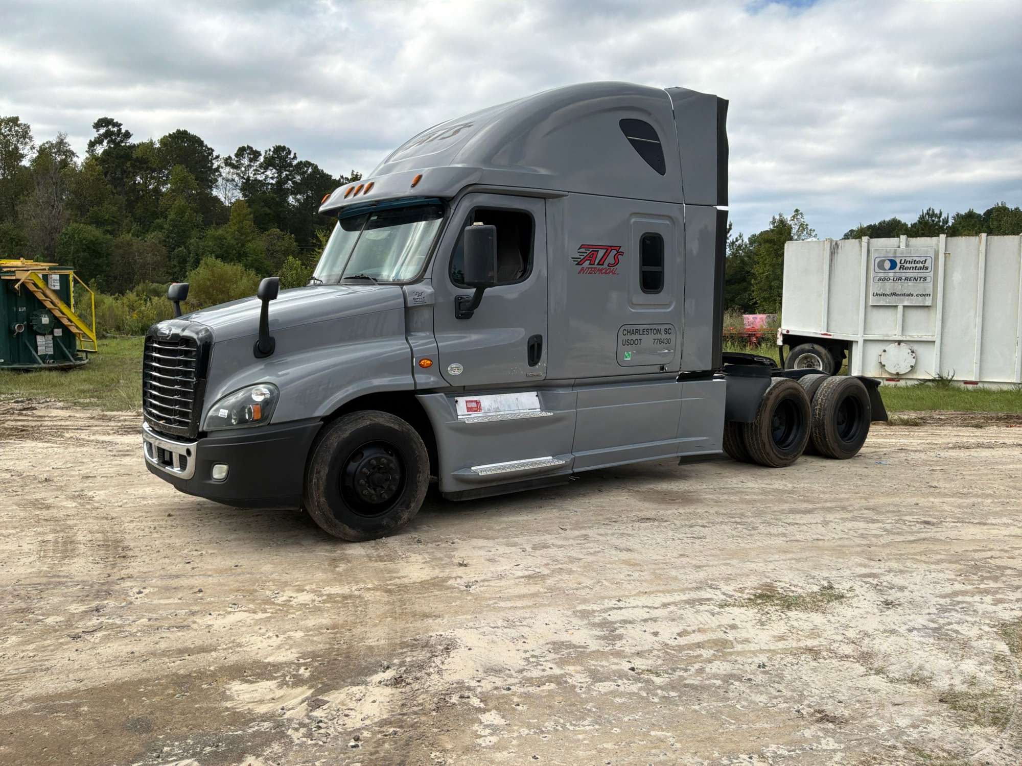 Photo of 2017 Freightliner Cascadia