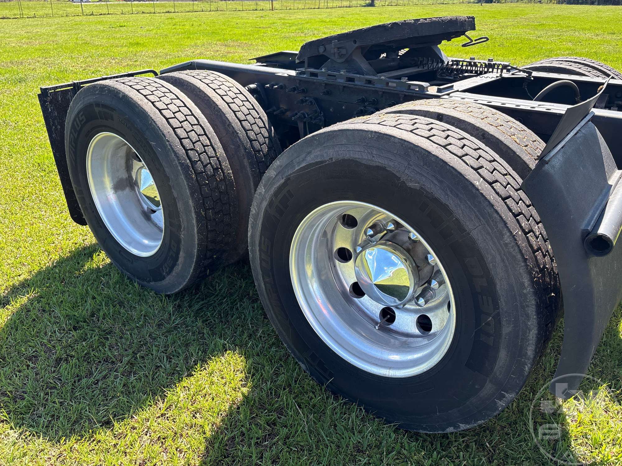 2014 International LF687