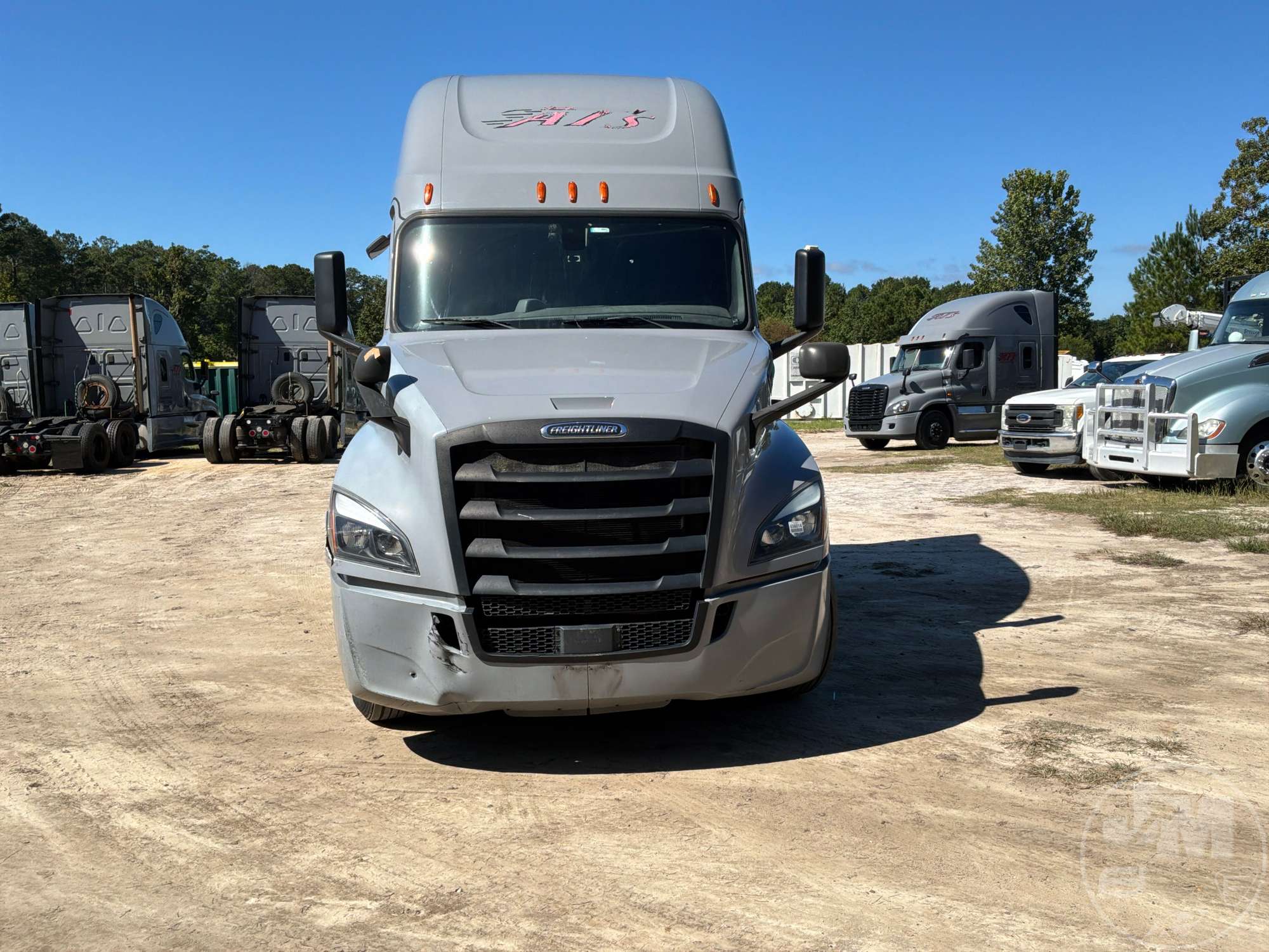 2019 Freightliner CASCADIA