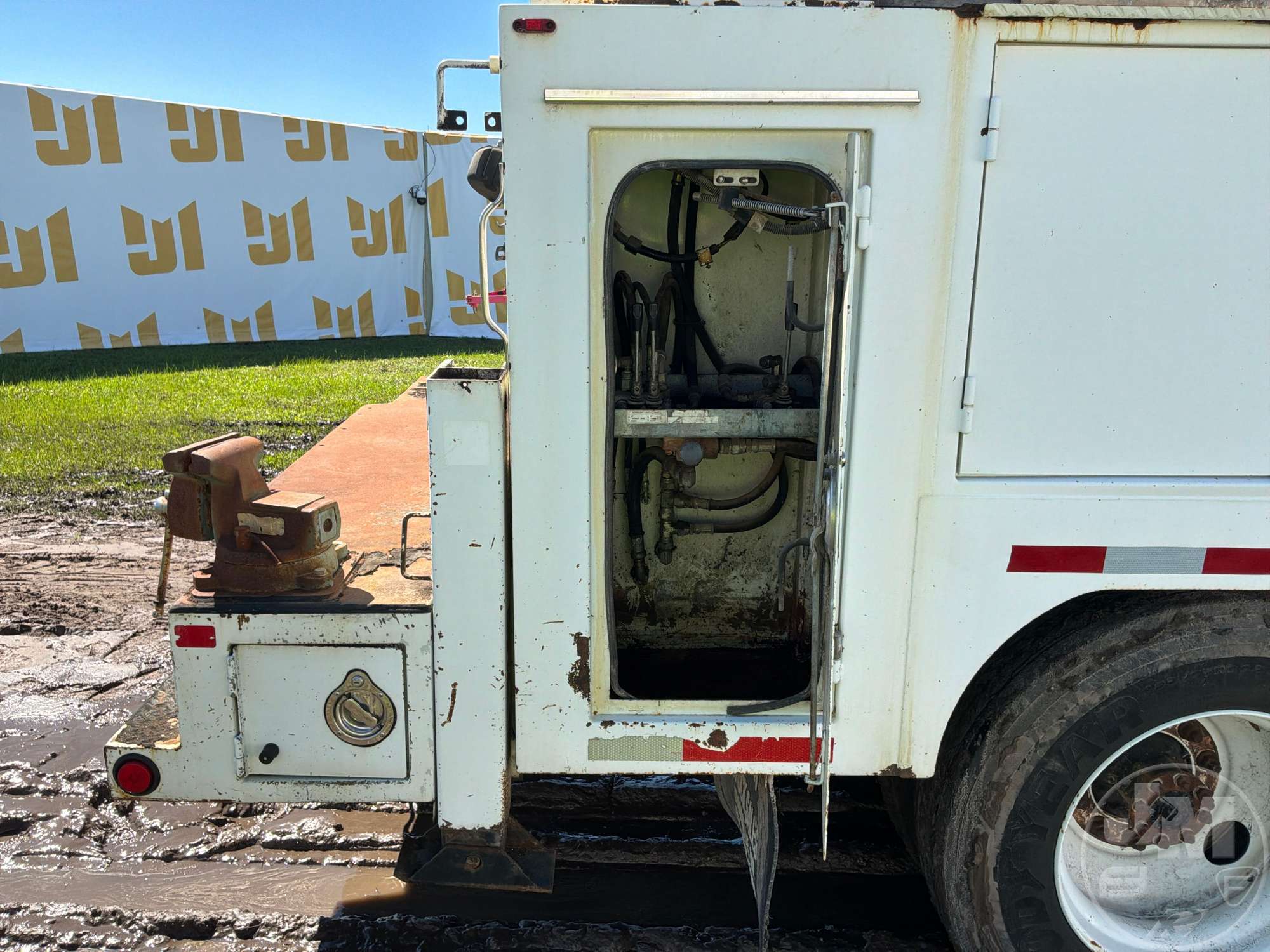 2017 International 4300