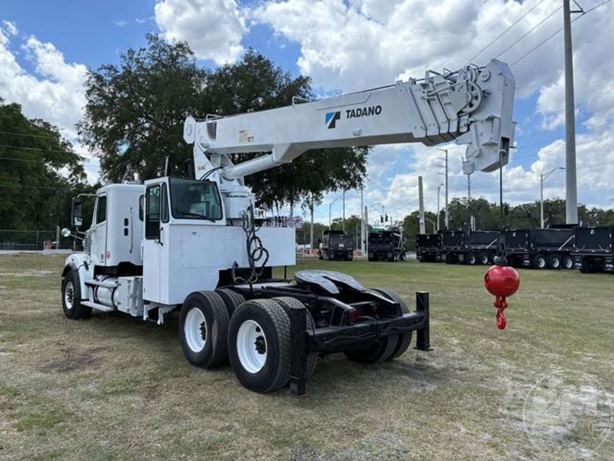 2012 Freightliner 114 CORONADO